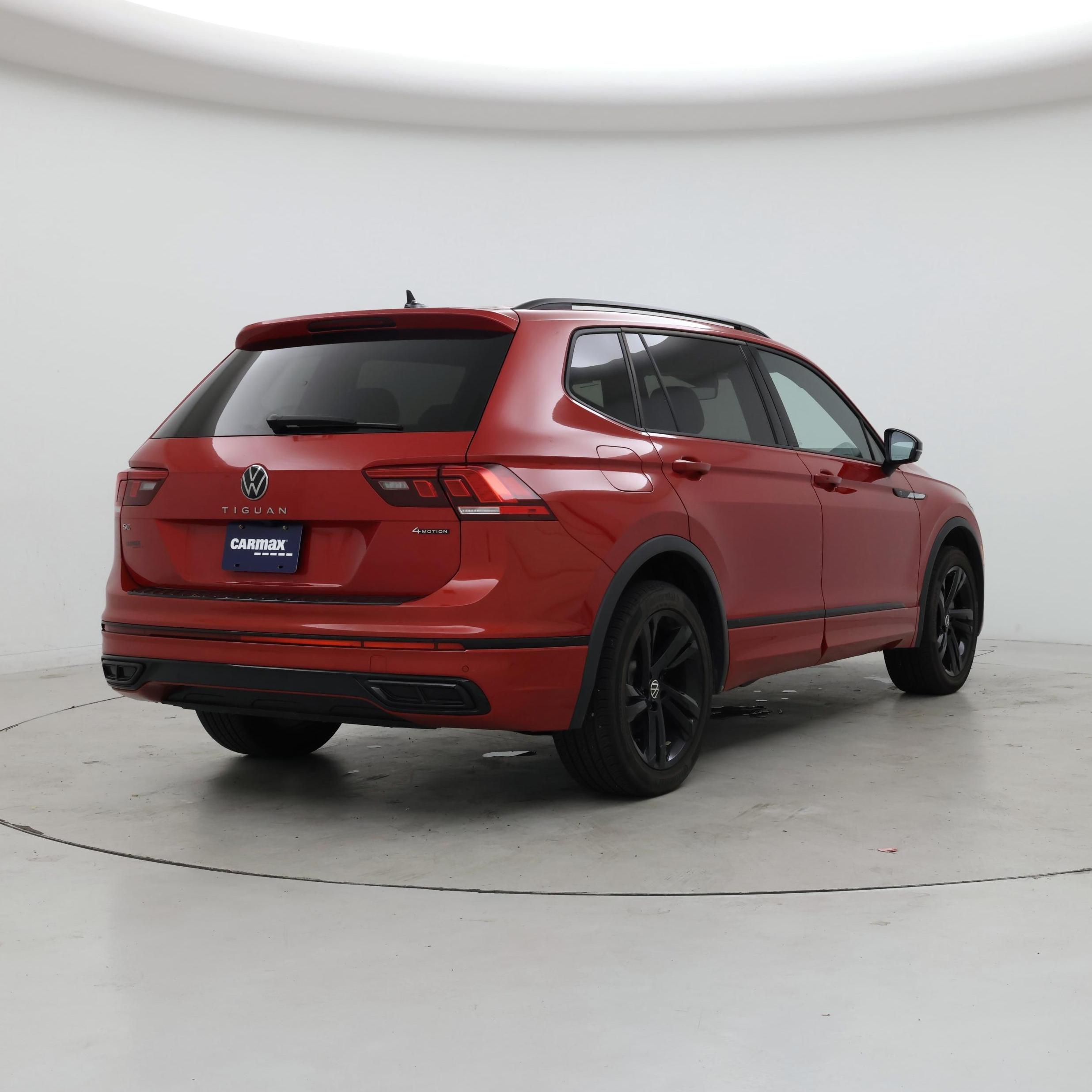 Thumbnail: 2024 Volkswagen Tiguan - 8