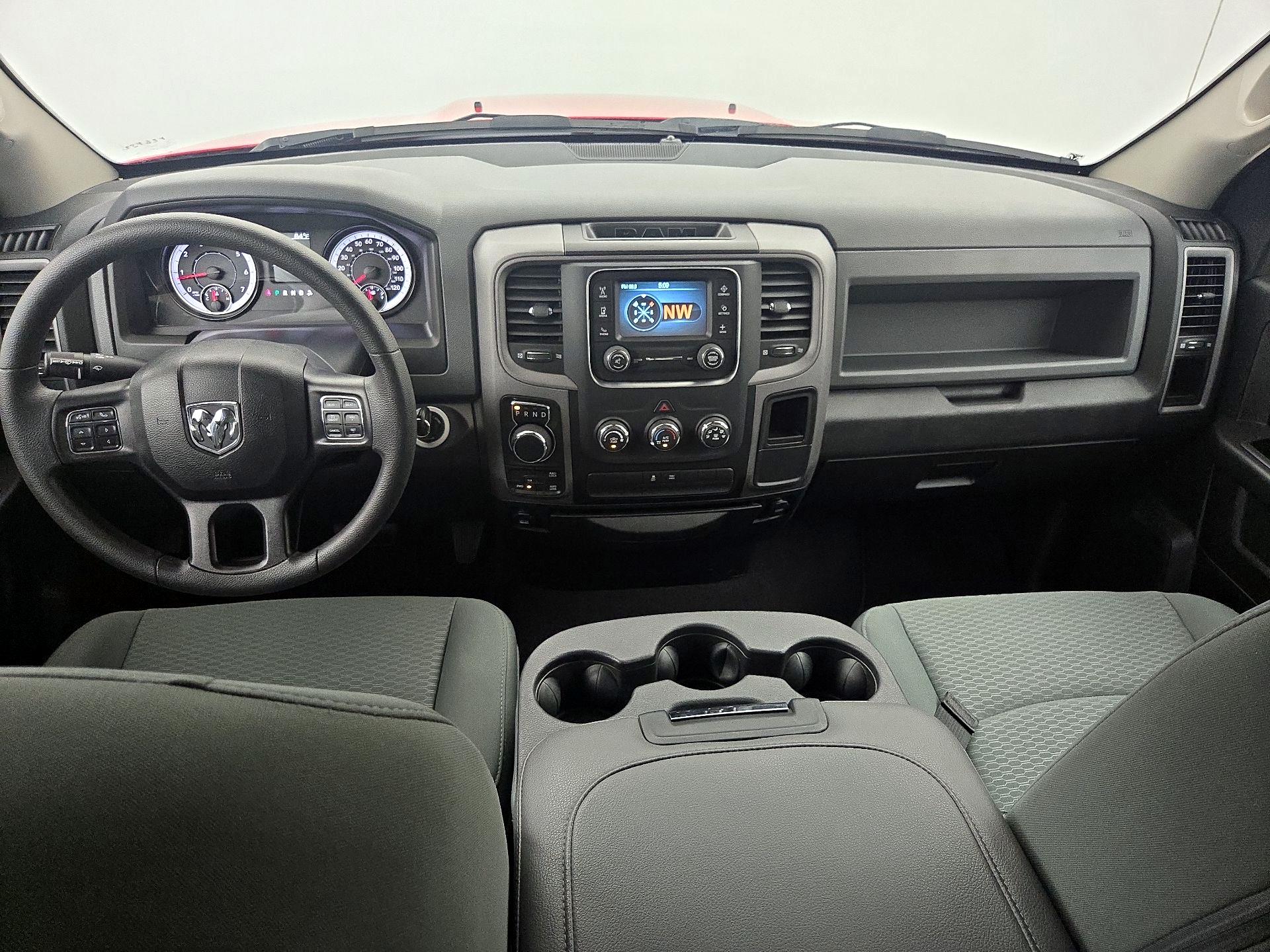 Thumbnail: 2019 RAM 1500 Classic - 9