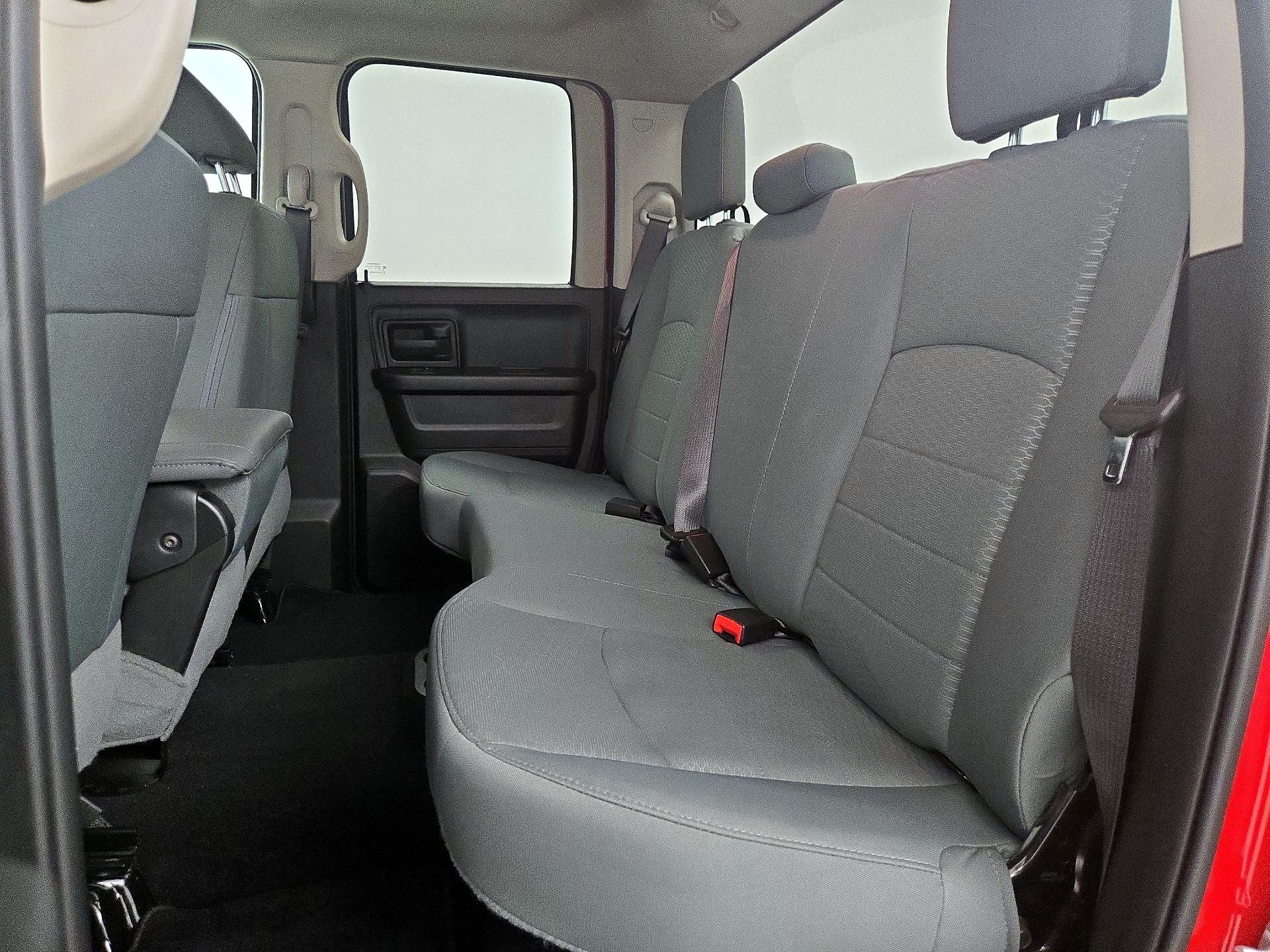 Thumbnail: 2019 RAM 1500 Classic - 20