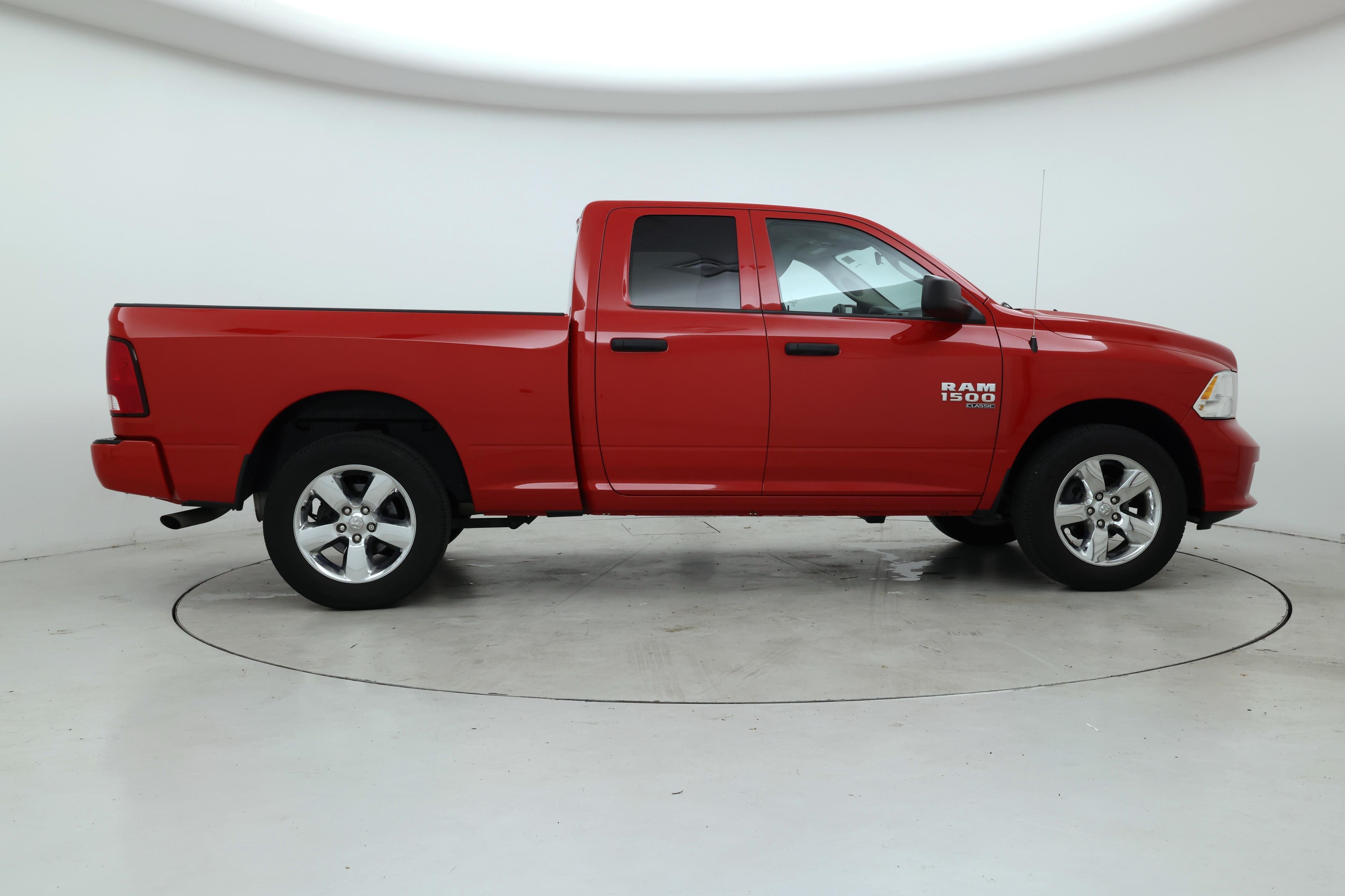 Thumbnail: 2019 RAM 1500 Classic - 7