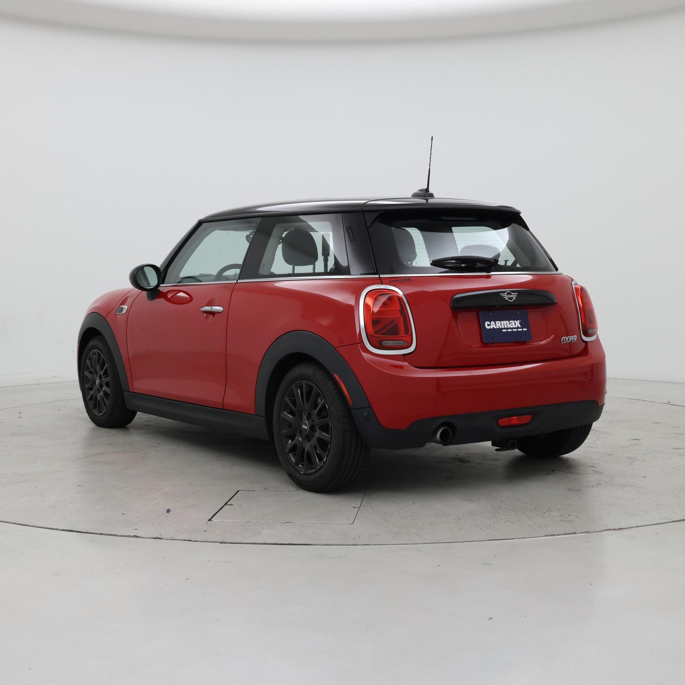Thumbnail: 2019 MINI Cooper Hardtop - 2