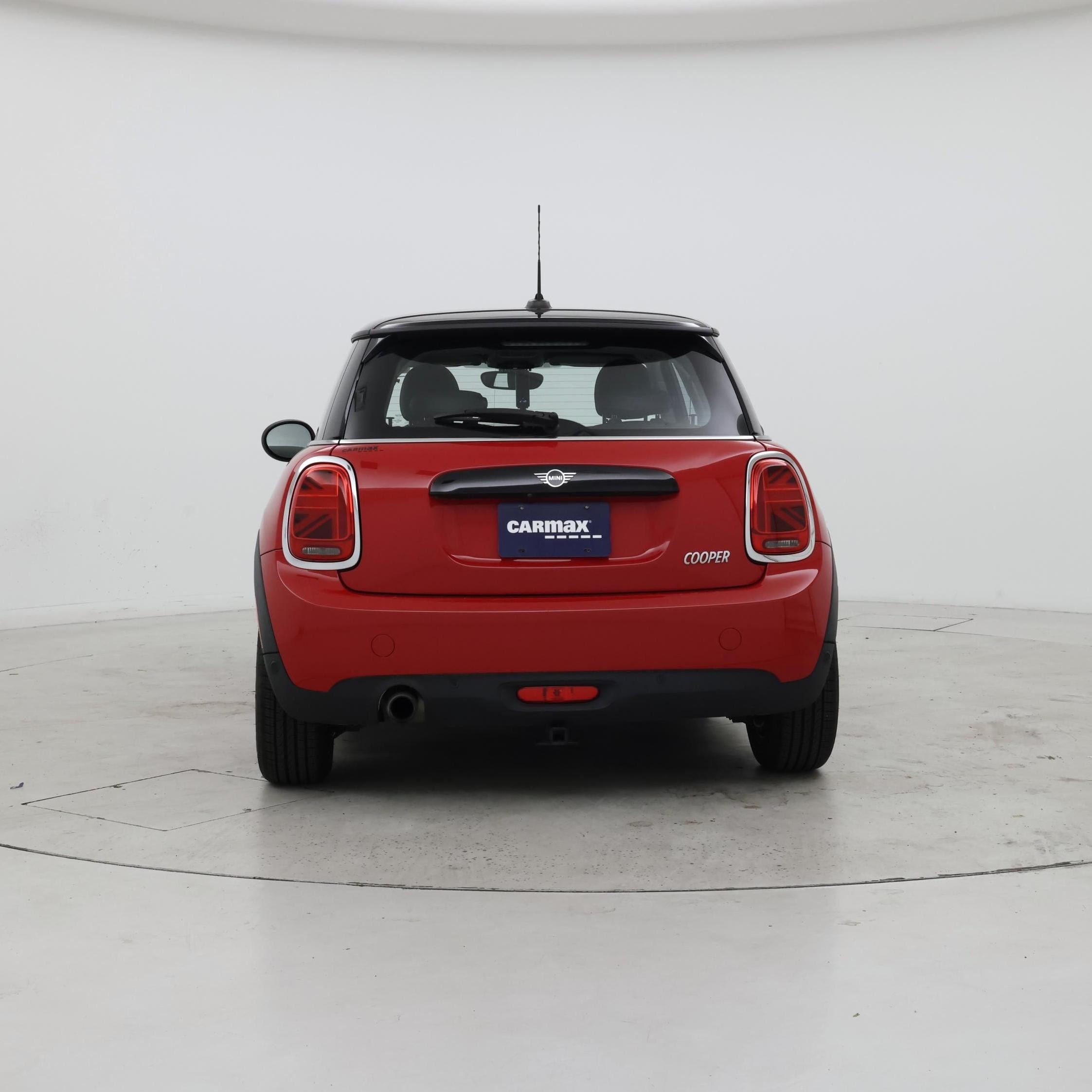 Thumbnail: 2019 MINI Cooper Hardtop - 6