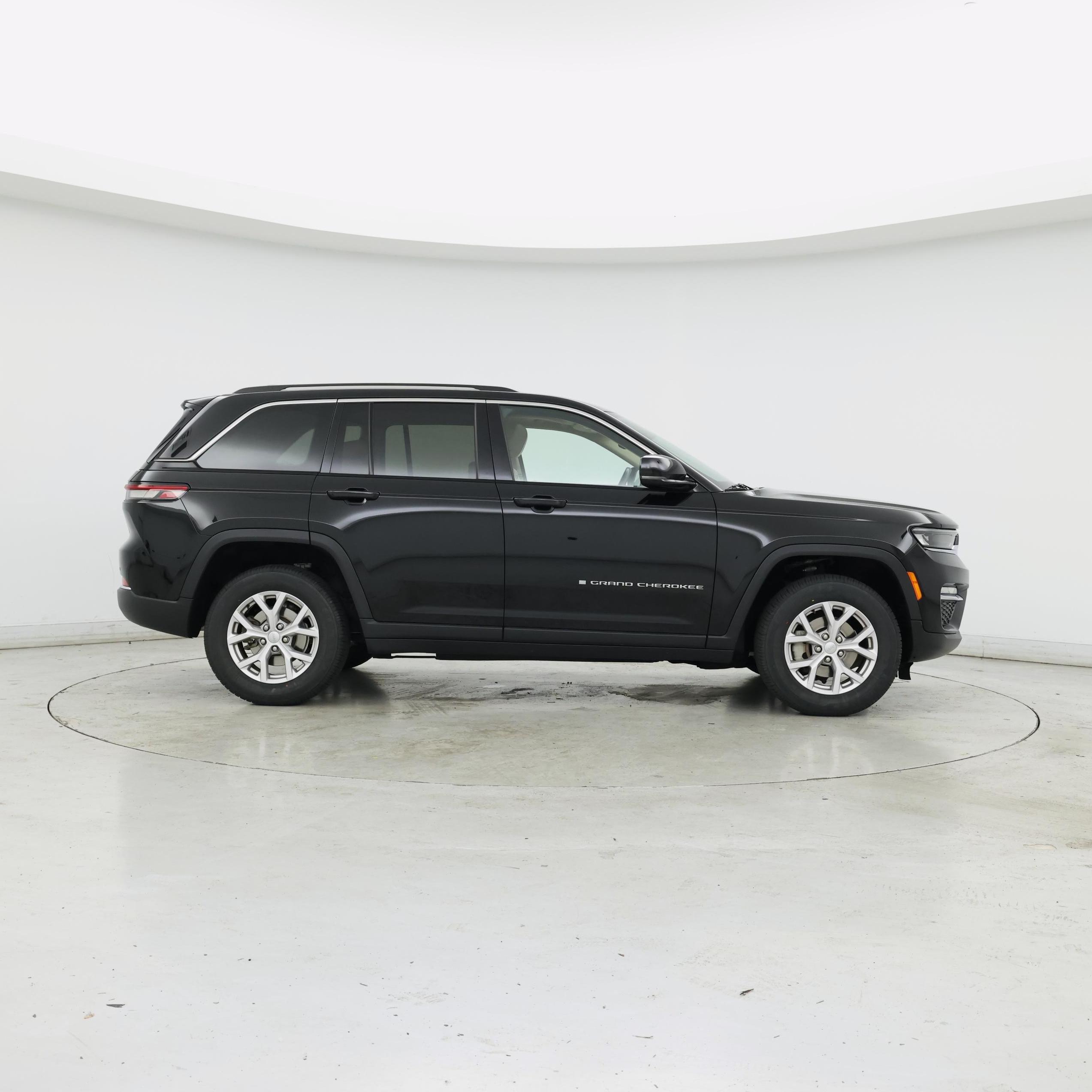 Thumbnail: 2022 Jeep Grand Cherokee - 7