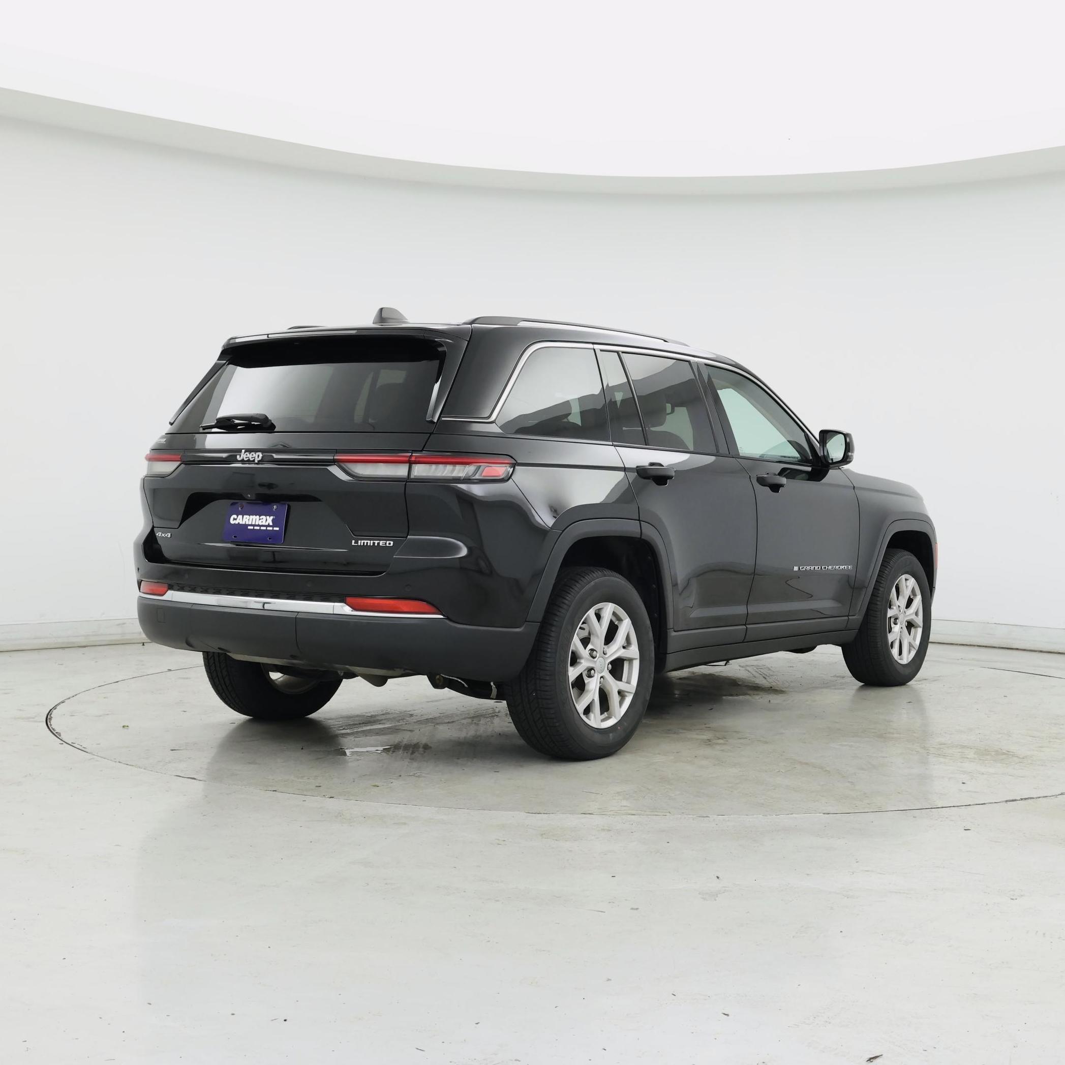 Thumbnail: 2022 Jeep Grand Cherokee - 8