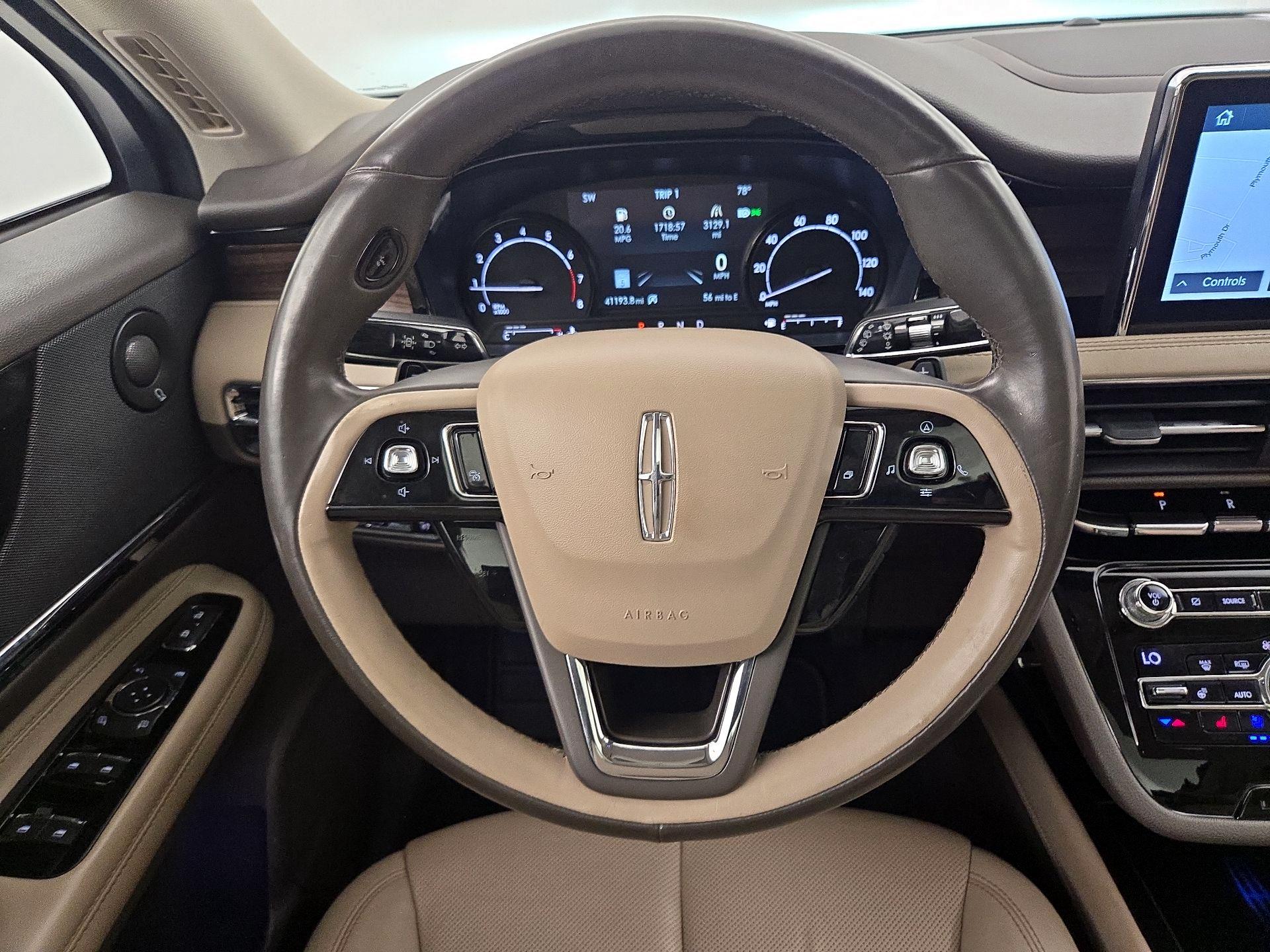 Thumbnail: 2020 Lincoln Corsair - 10