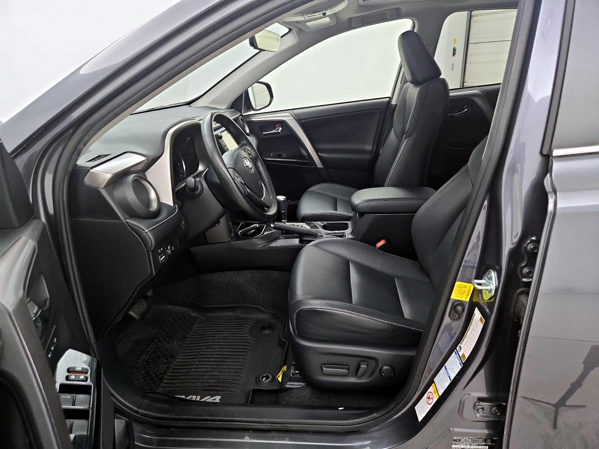 Thumbnail: 2017 Toyota RAV4 - 11