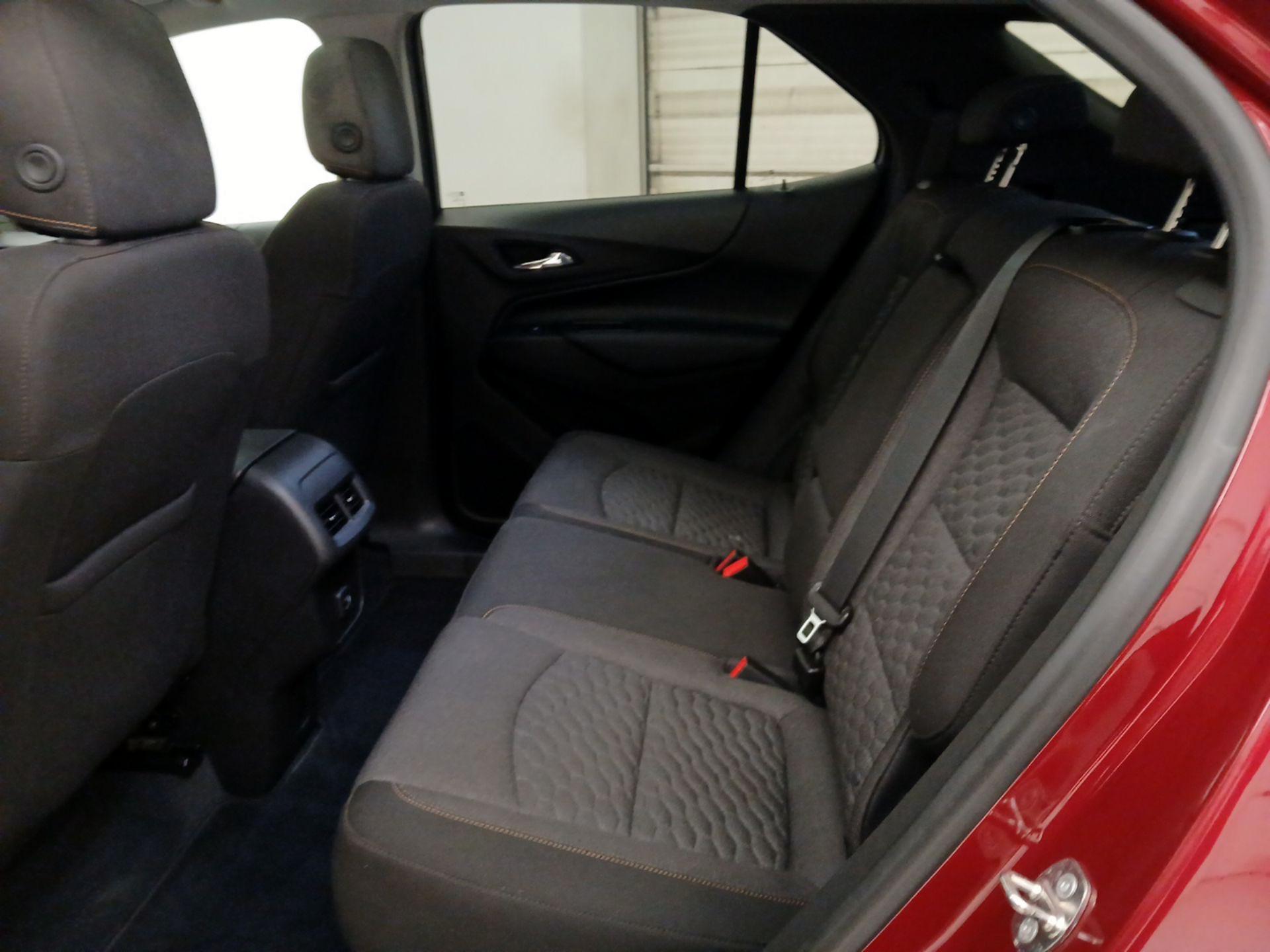 Thumbnail: 2019 Chevrolet Equinox - 20