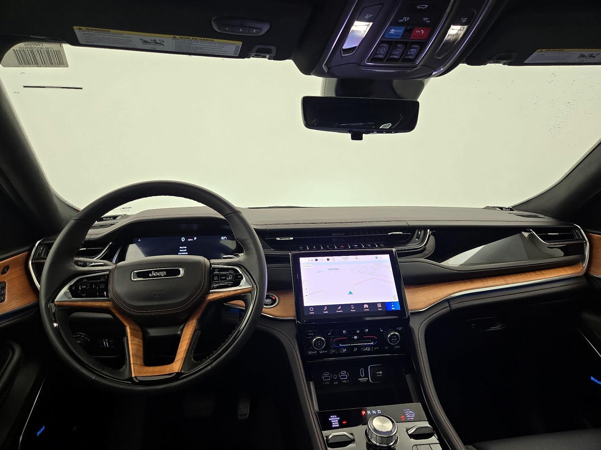 Thumbnail: 2025 Jeep Grand Cherokee - 9