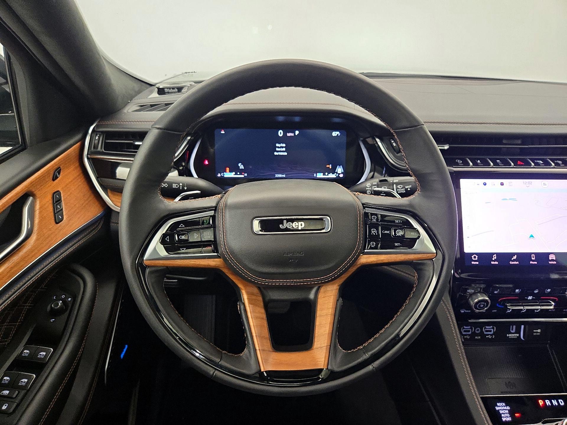 Thumbnail: 2025 Jeep Grand Cherokee - 10