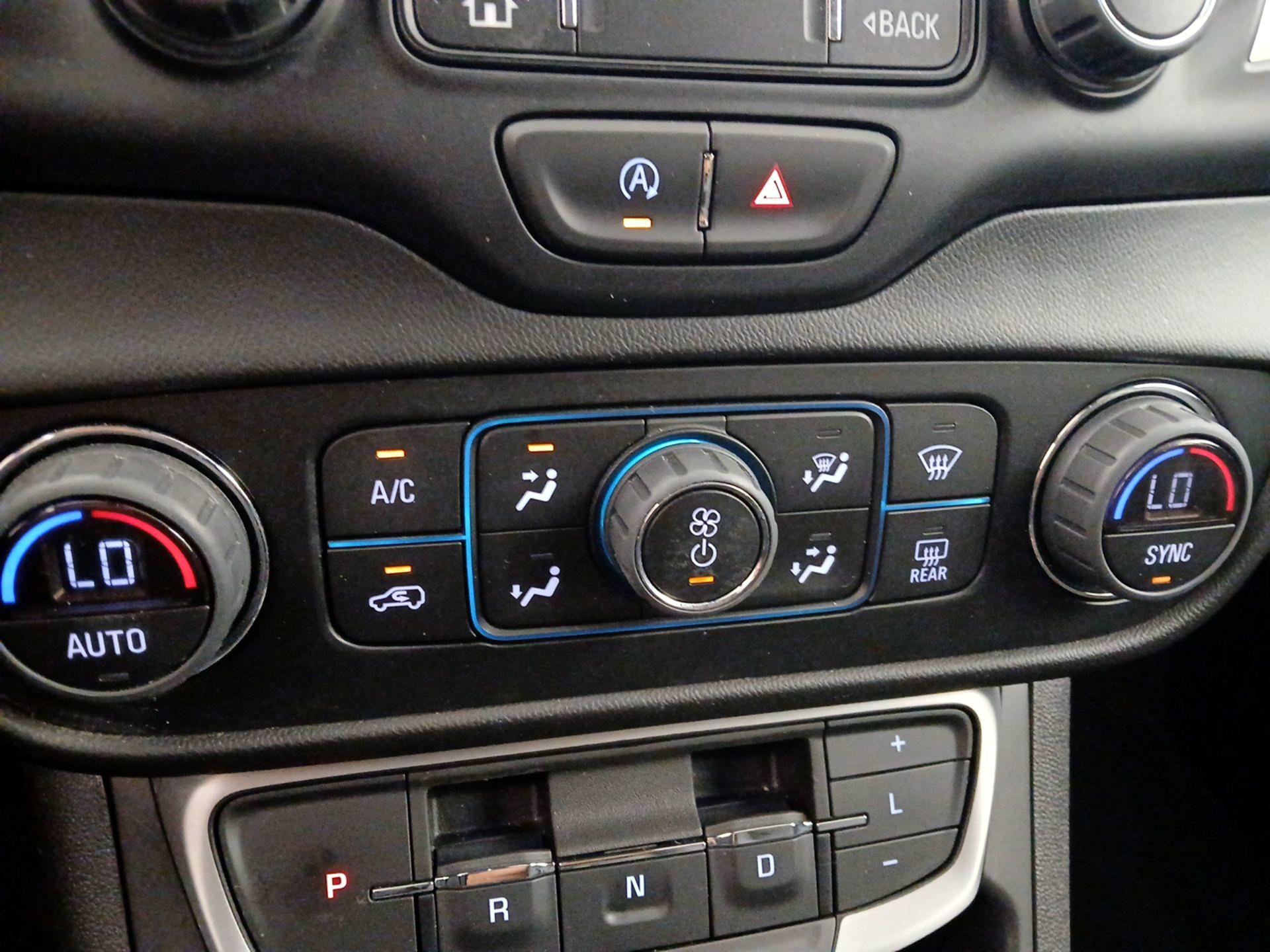 Thumbnail: 2023 GMC Terrain - 17