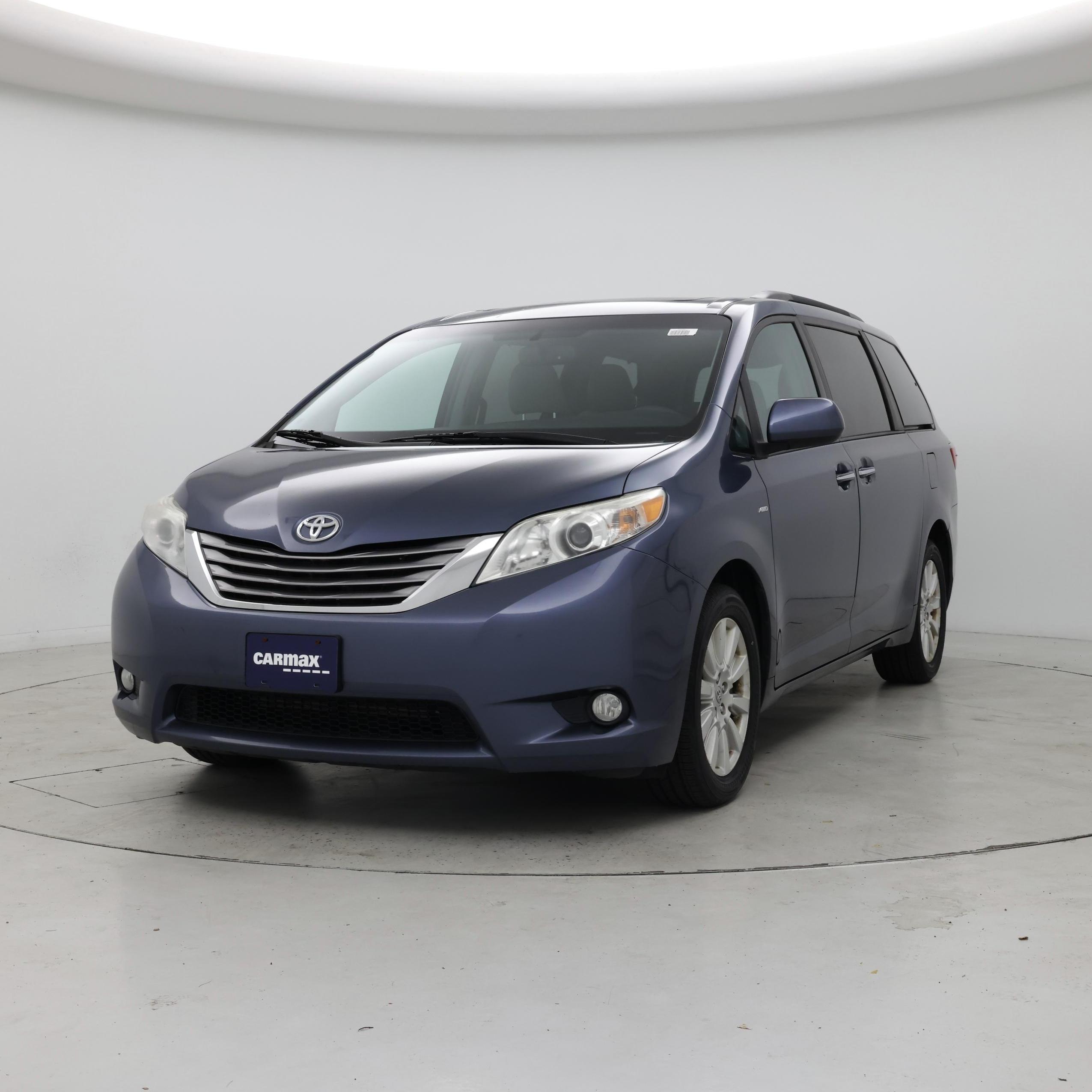 Thumbnail: 2017 Toyota Sienna - 4