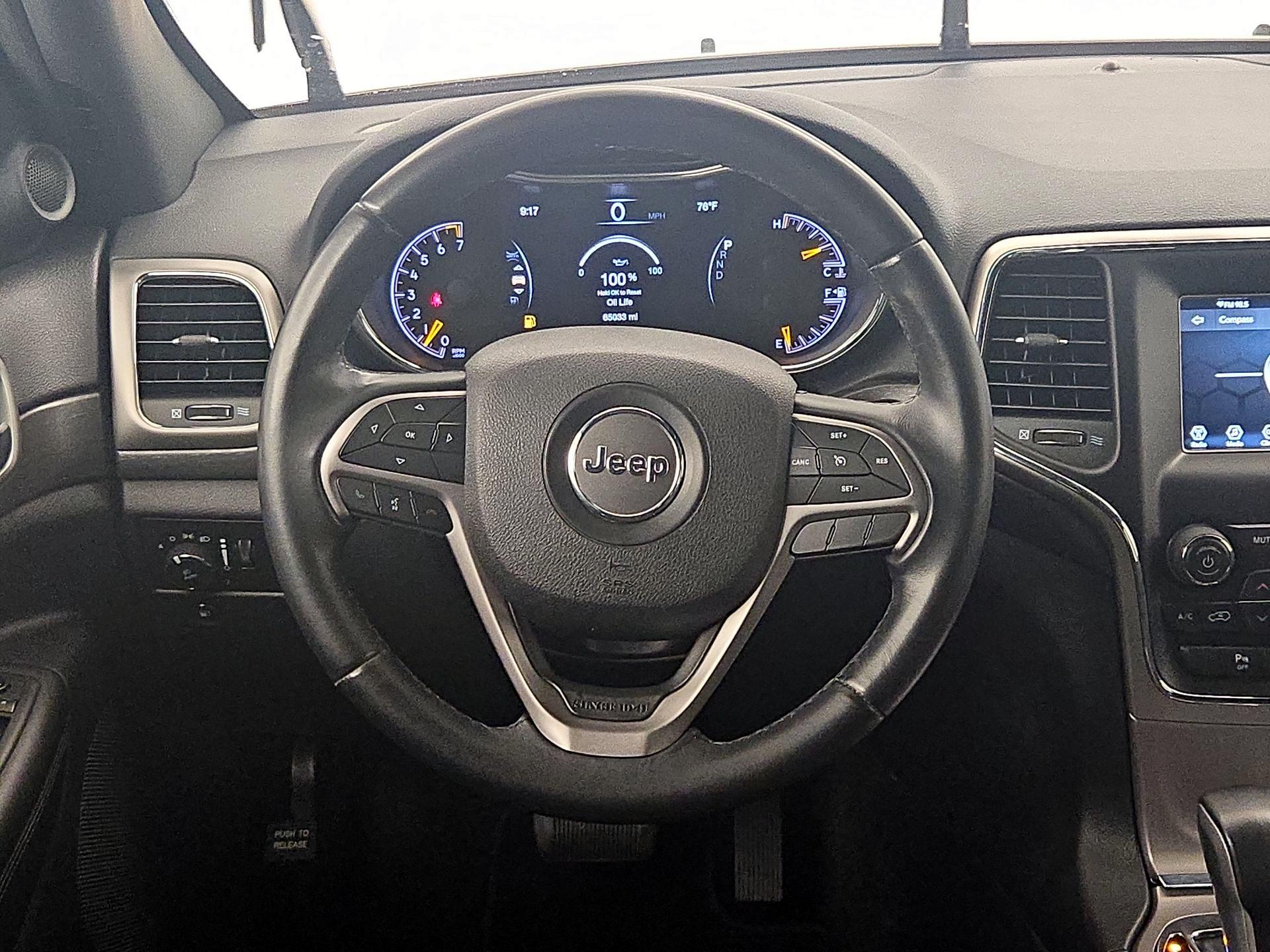 Thumbnail: 2018 Jeep Grand Cherokee - 10