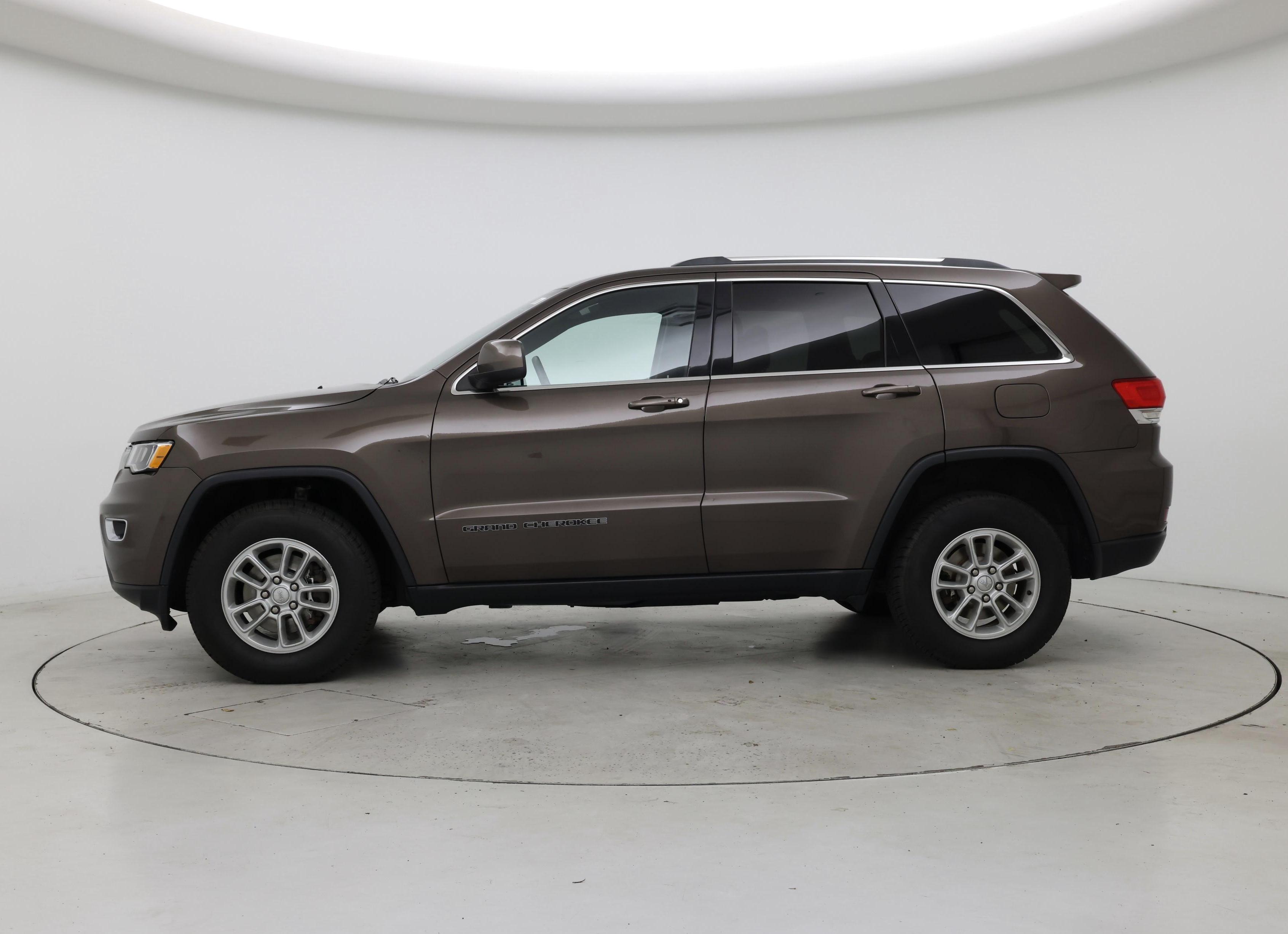 Thumbnail: 2018 Jeep Grand Cherokee - 3