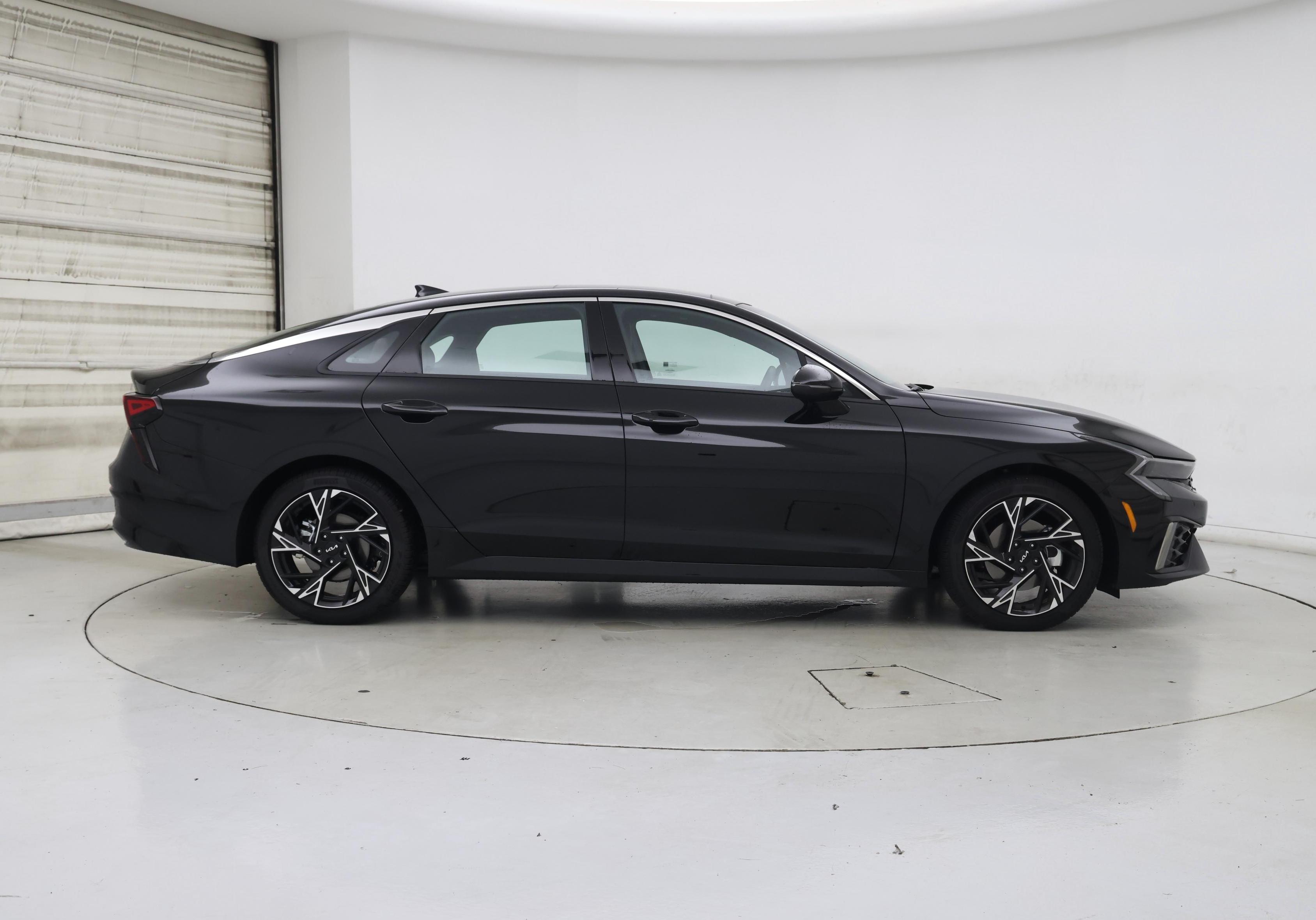 Thumbnail: 2025 Kia K5 - 7