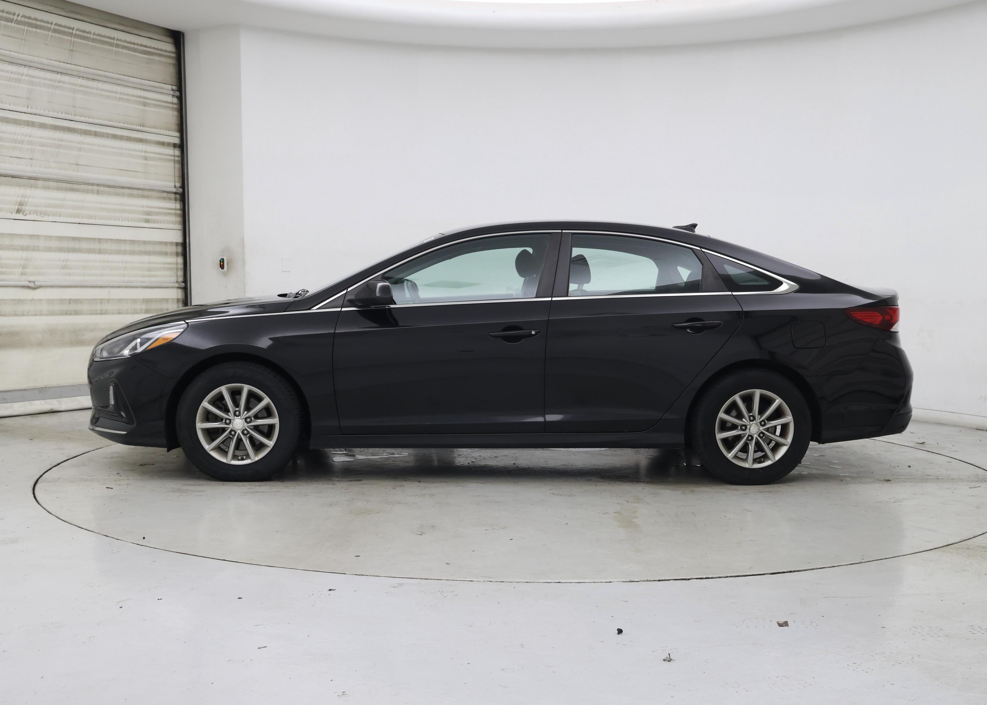 Thumbnail: 2018 Hyundai Sonata - 3