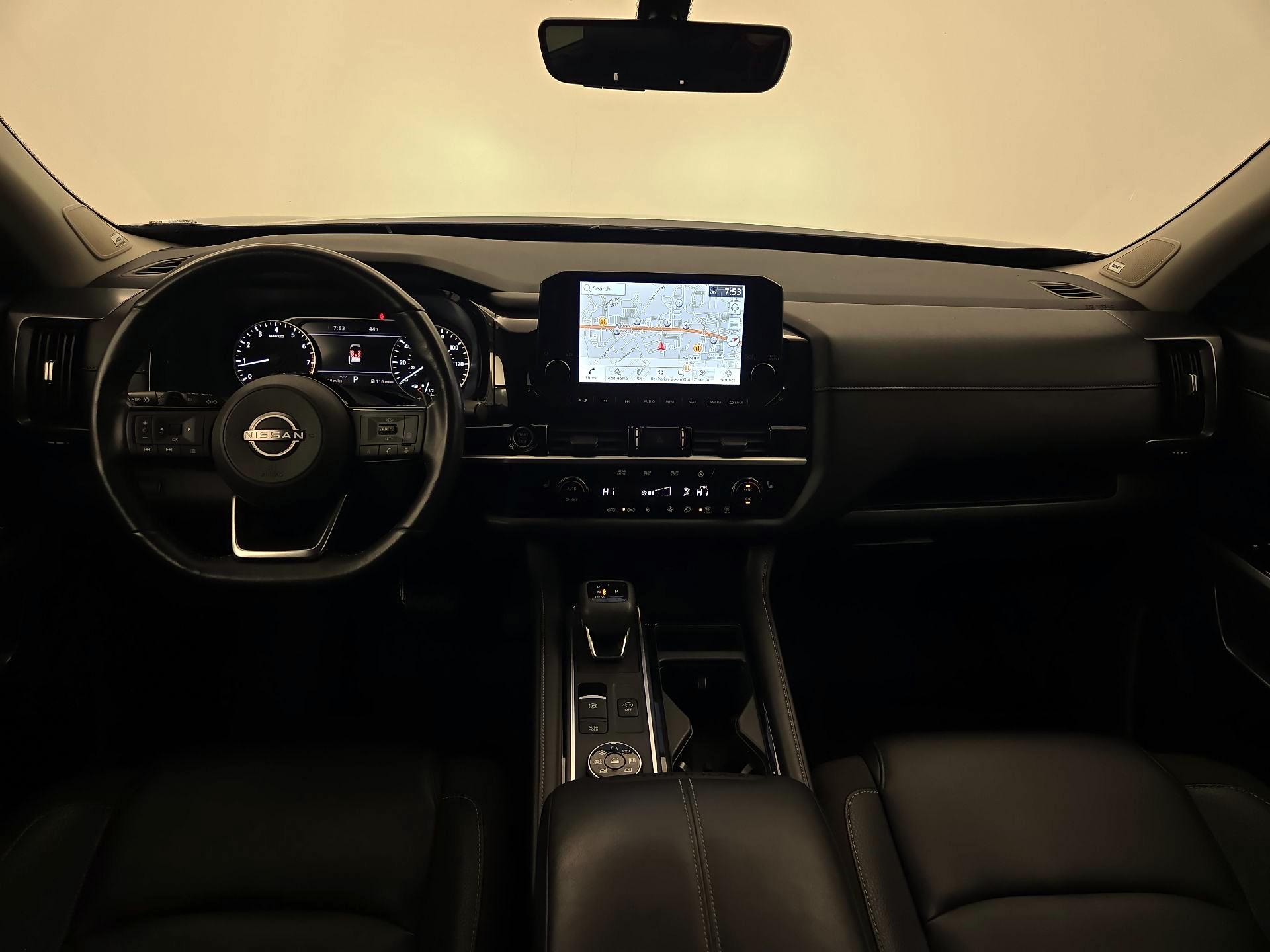 Thumbnail: 2023 Nissan Pathfinder - 9