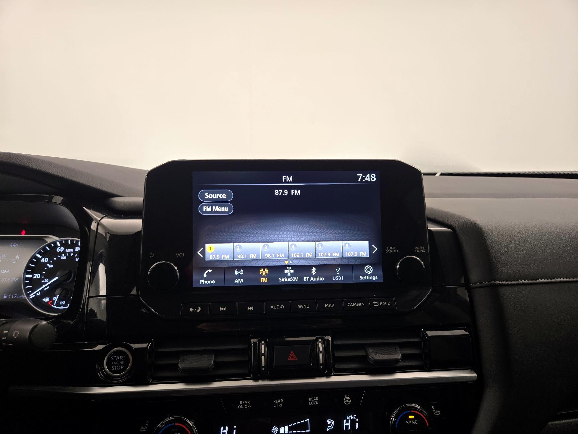 Thumbnail: 2023 Nissan Pathfinder - 16