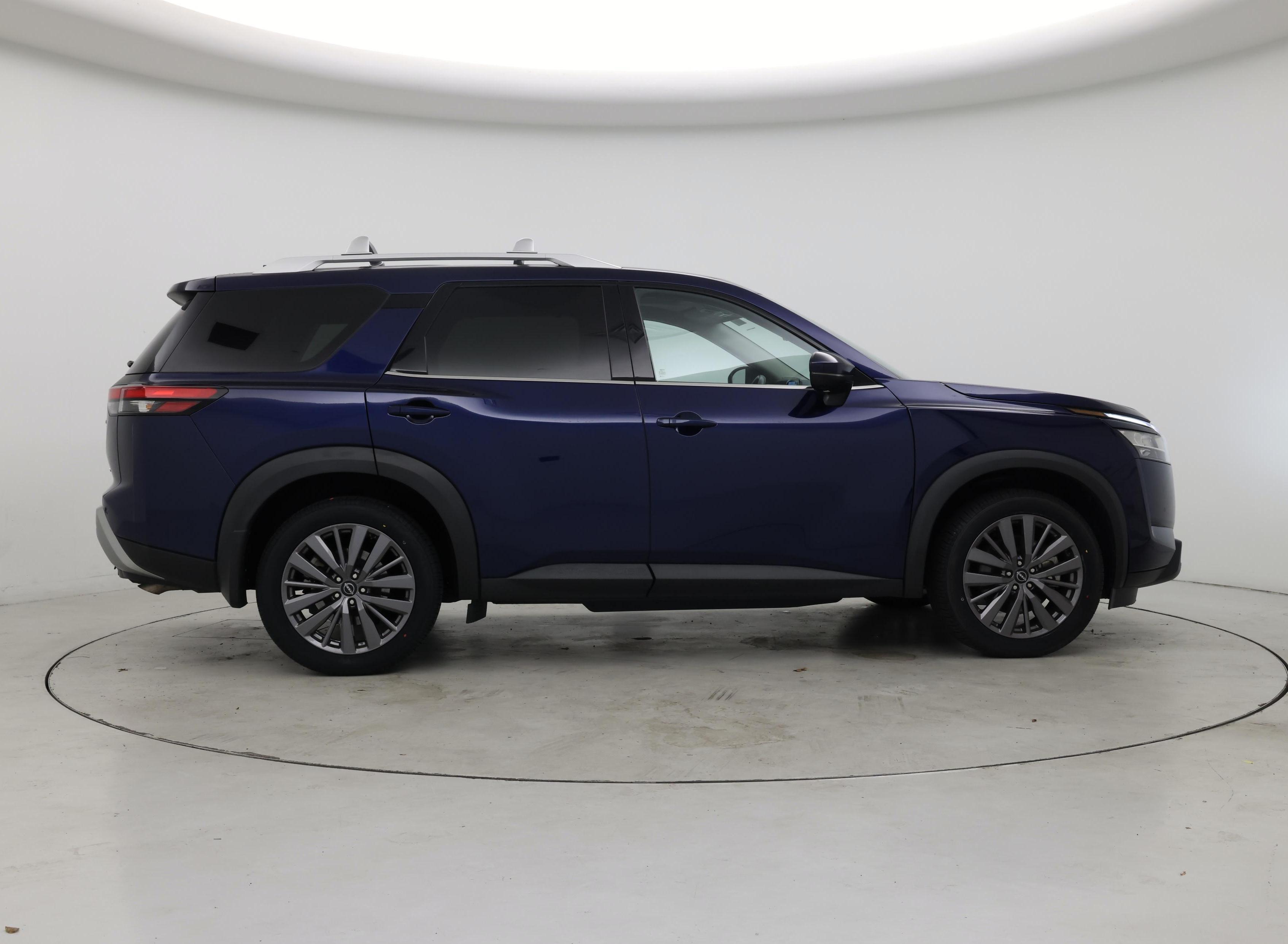 Thumbnail: 2023 Nissan Pathfinder - 7