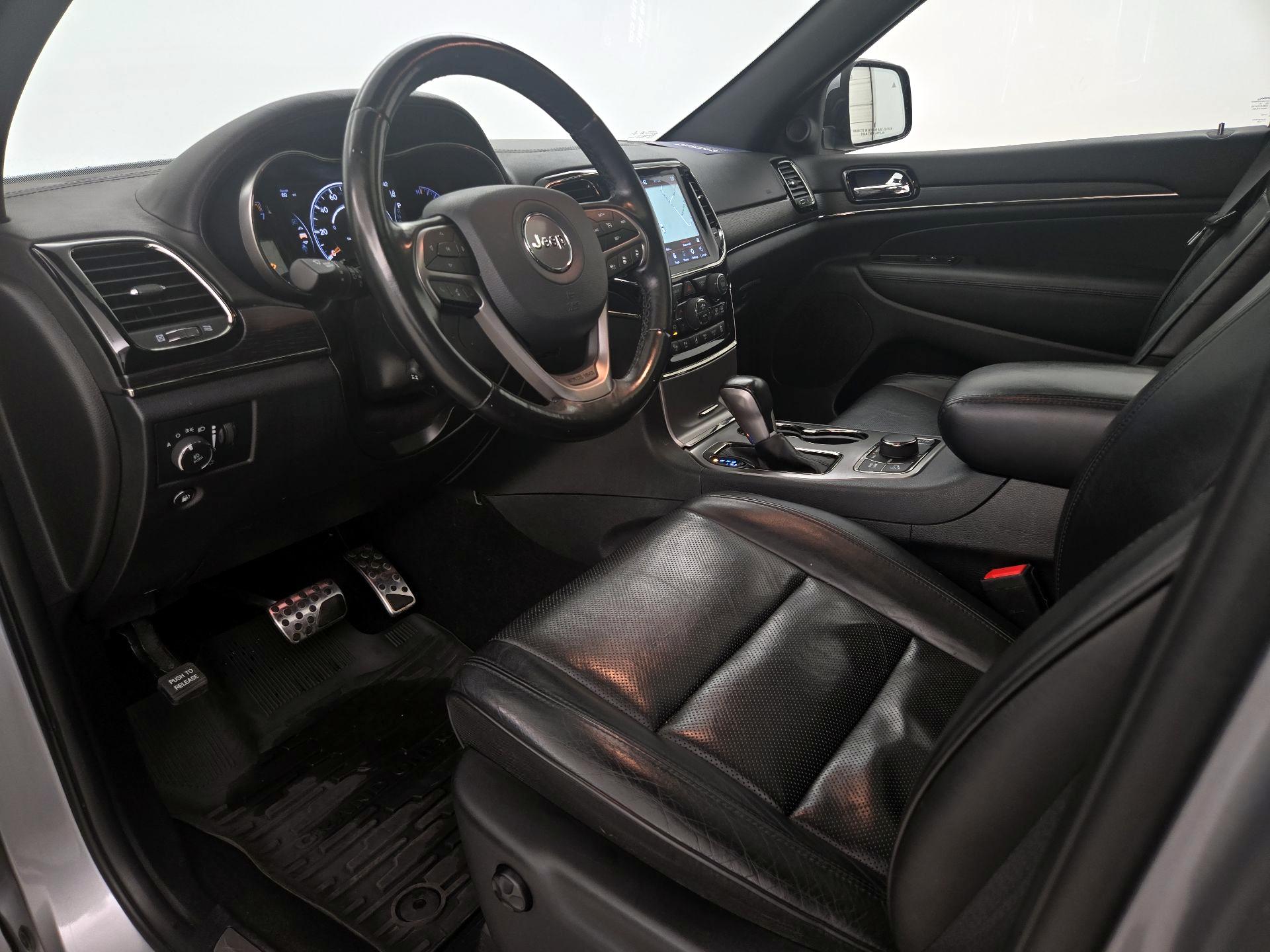 Thumbnail: 2020 Jeep Grand Cherokee - 11