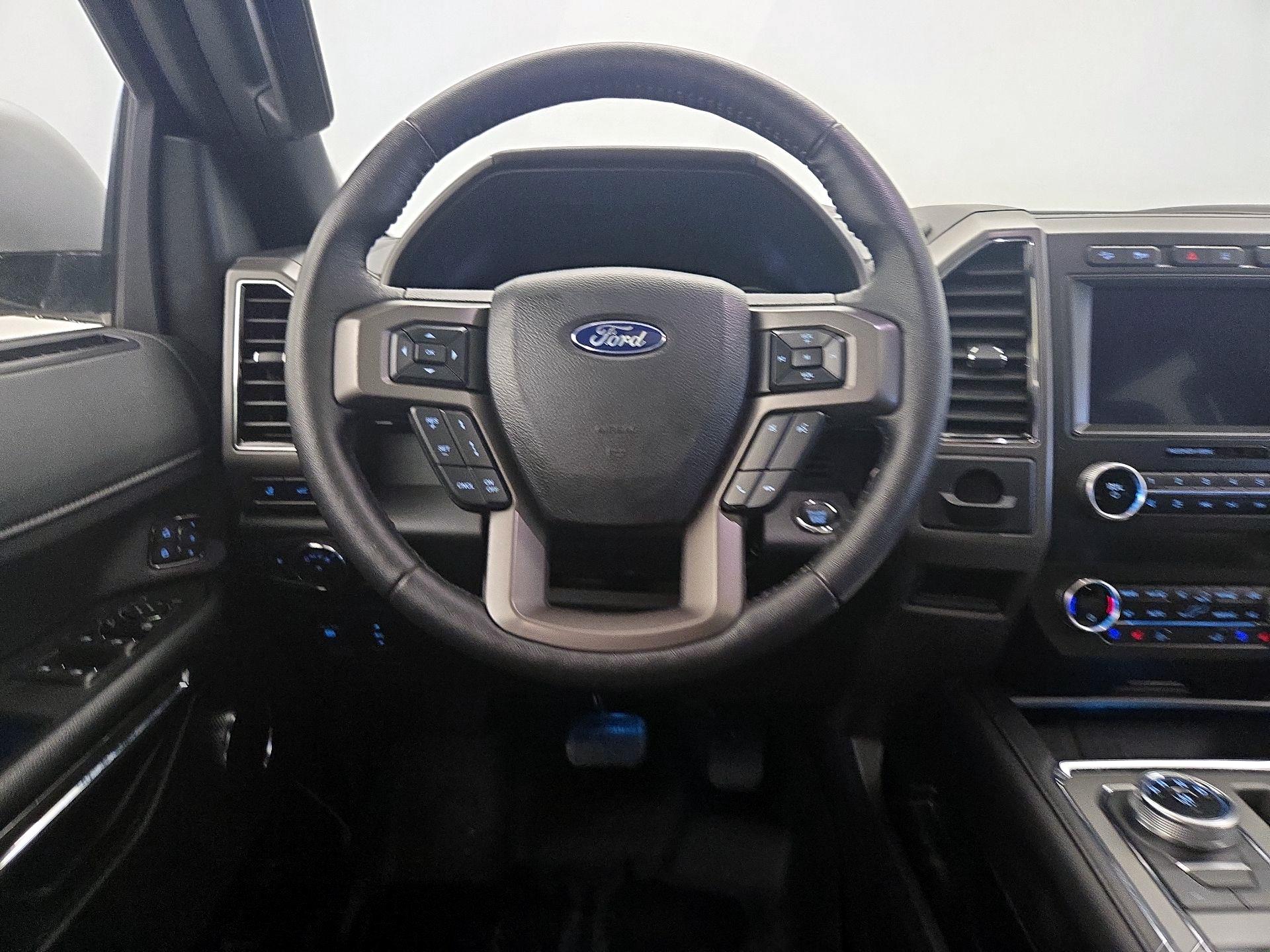 Thumbnail: 2019 Ford Expedition - 10