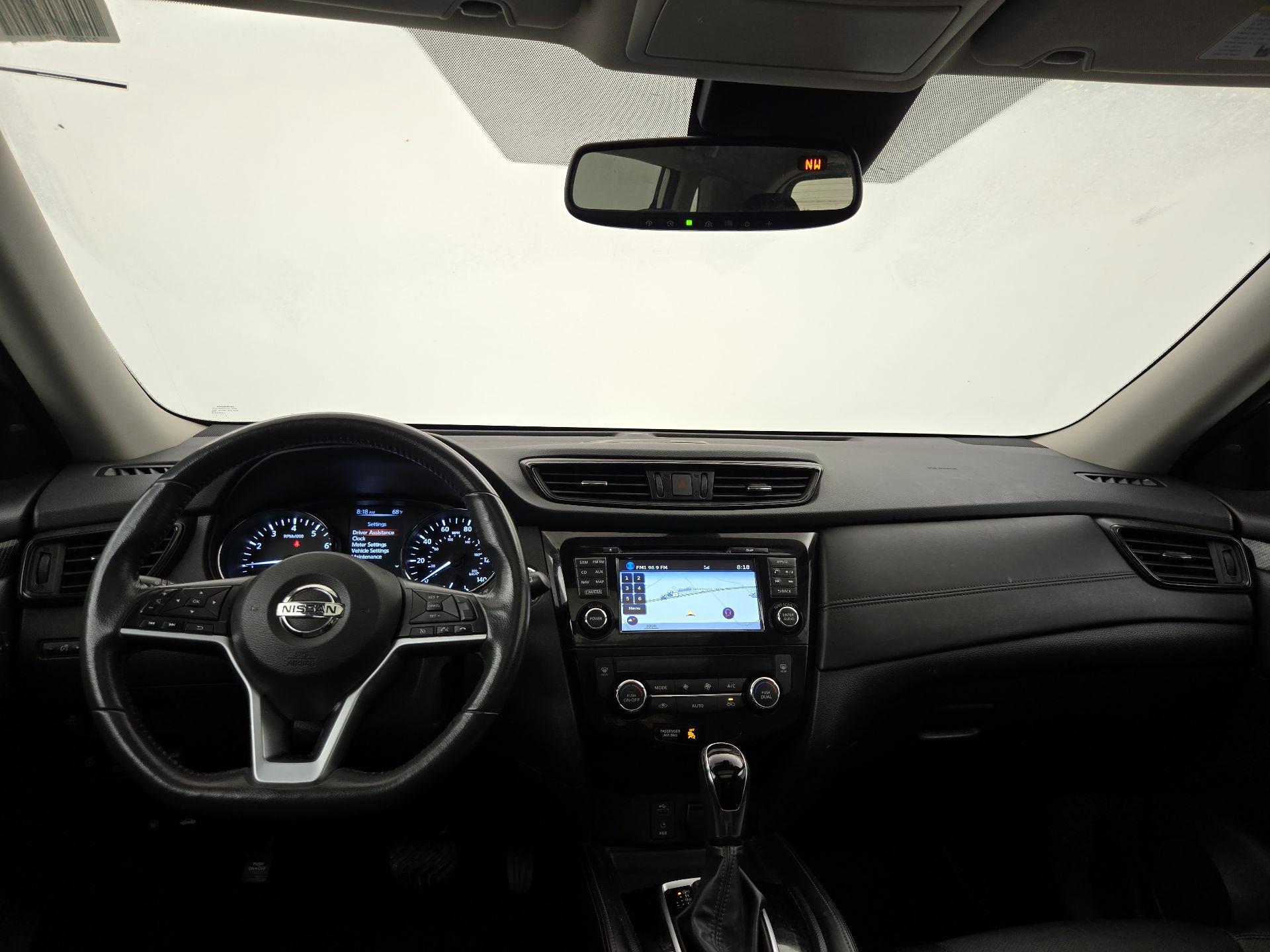Thumbnail: 2017 Nissan Rogue - 9