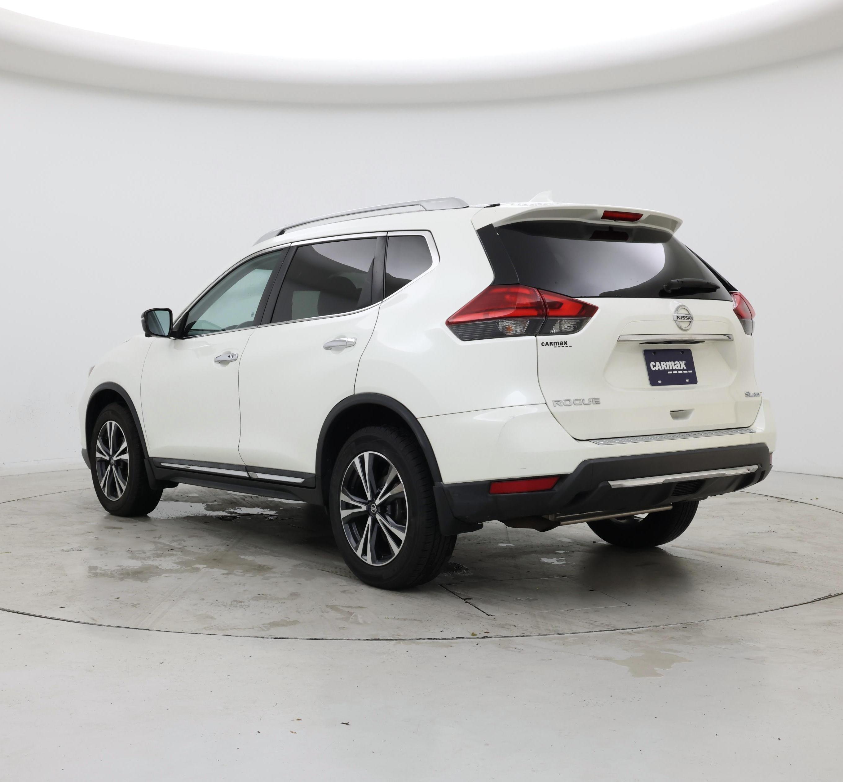 Thumbnail: 2017 Nissan Rogue - 2