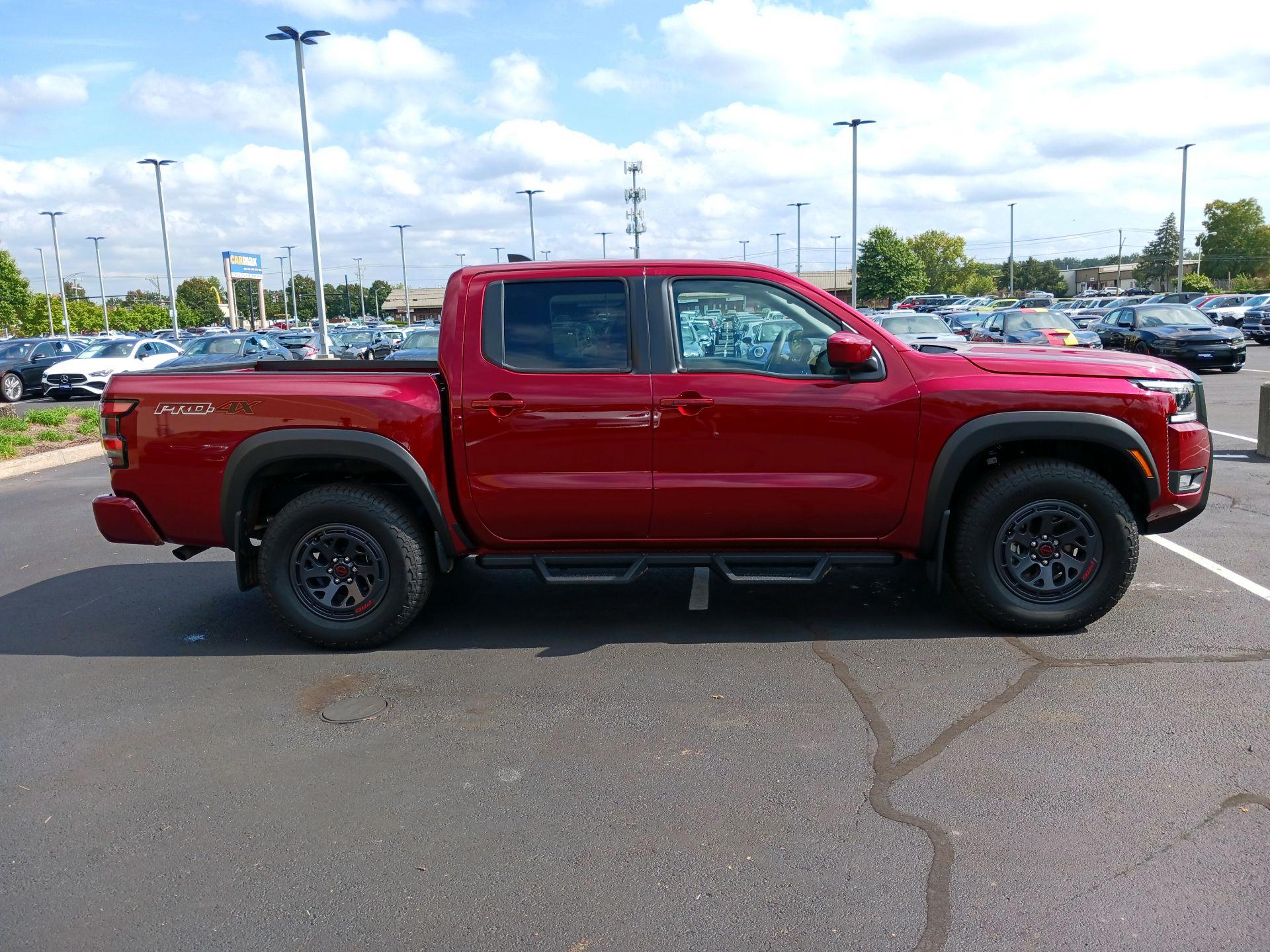 Thumbnail: 2025 Nissan Frontier - 4