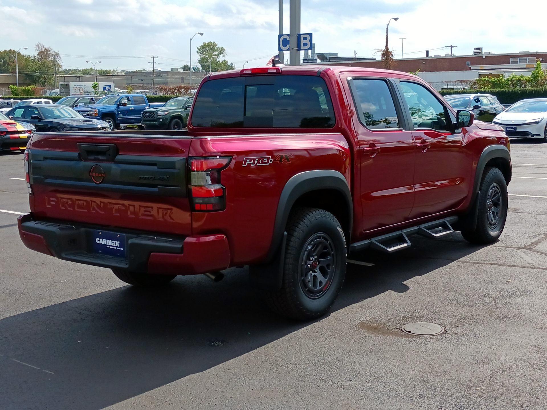 Thumbnail: 2025 Nissan Frontier - 5