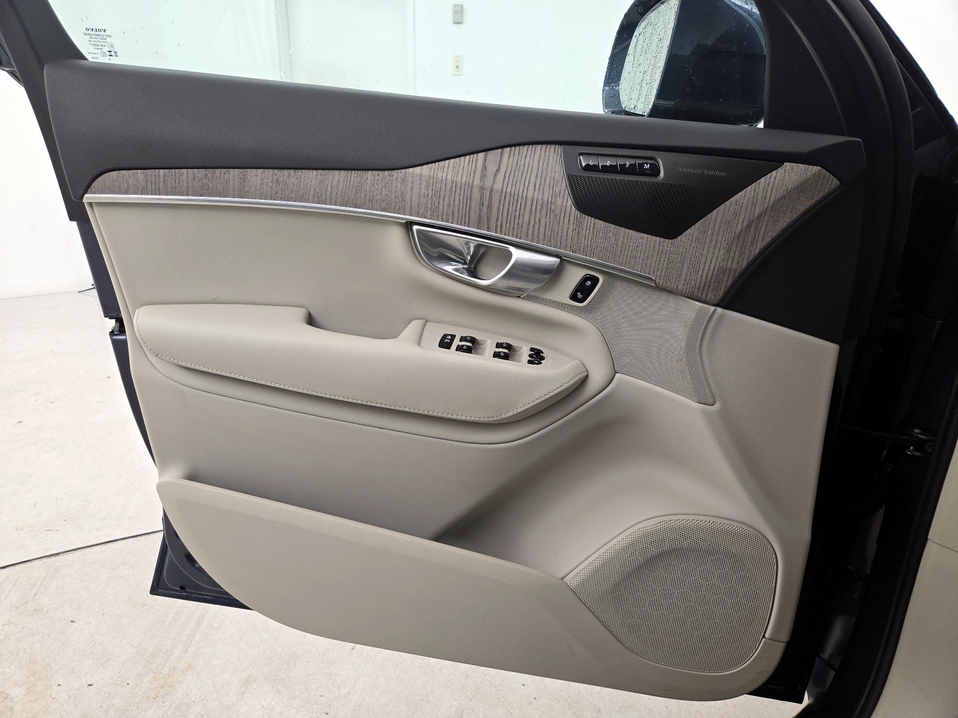 Thumbnail: 2024 Volvo XC90 - 12