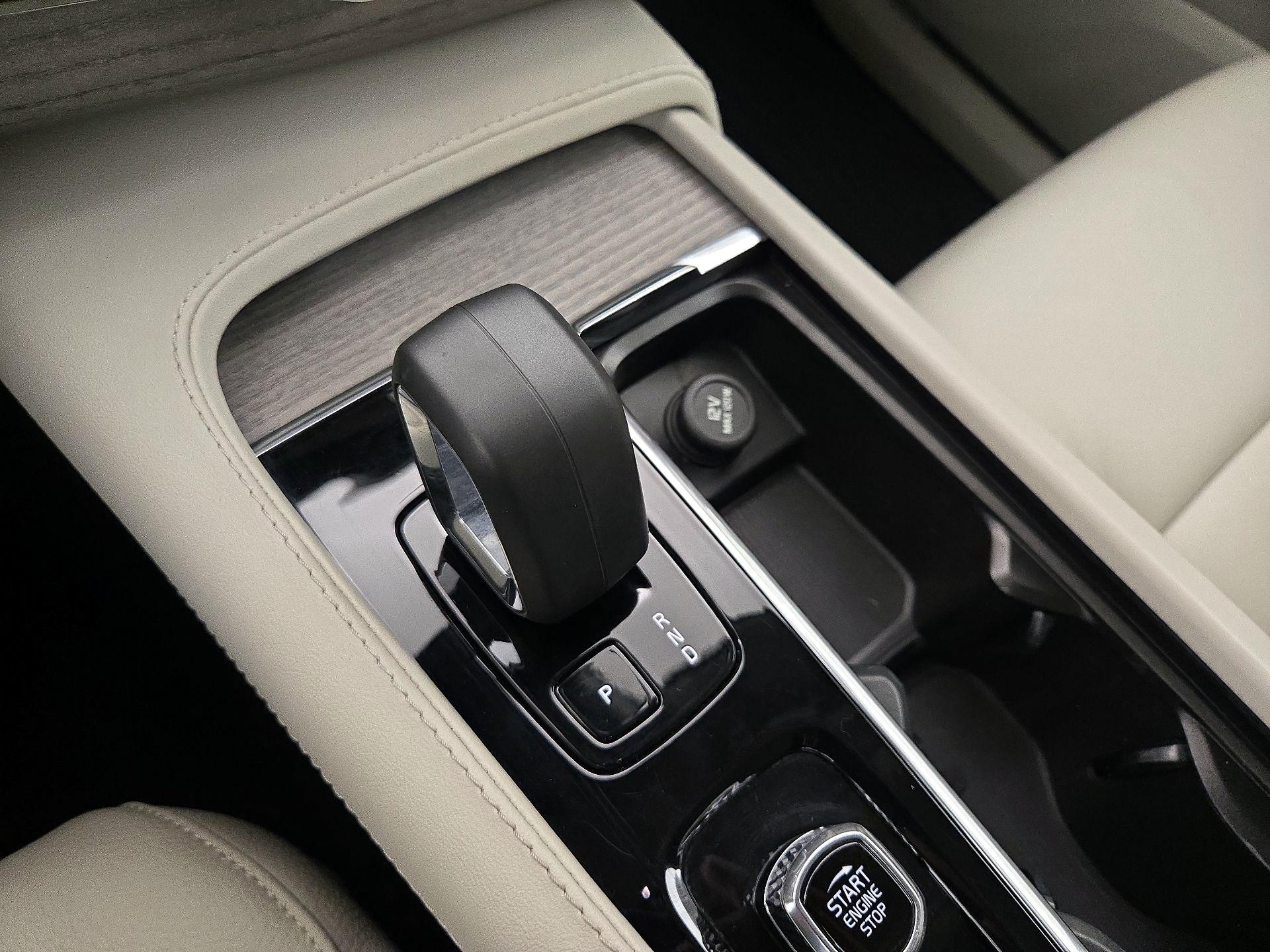 Thumbnail: 2024 Volvo XC90 - 18