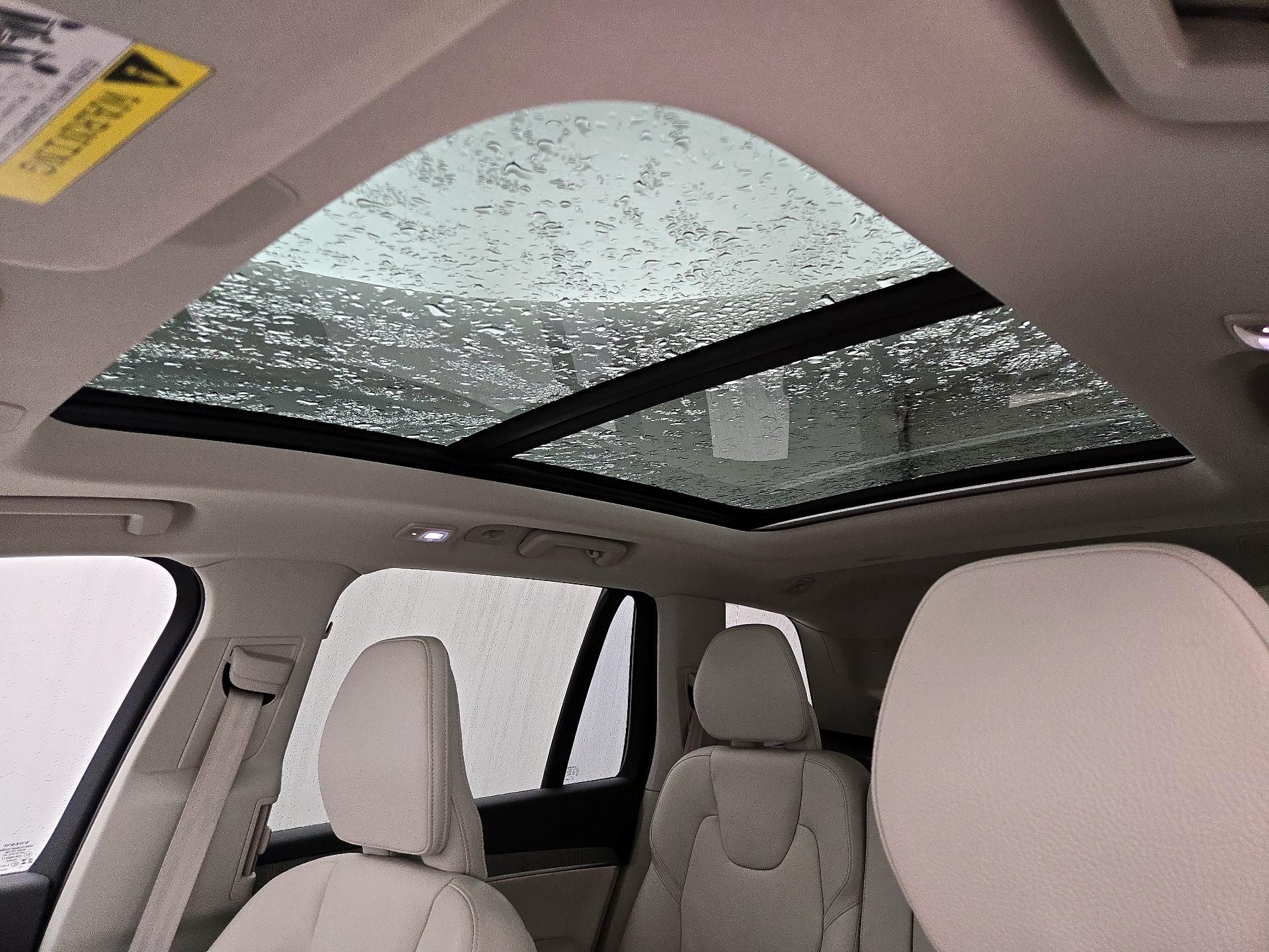 Thumbnail: 2024 Volvo XC90 - 20