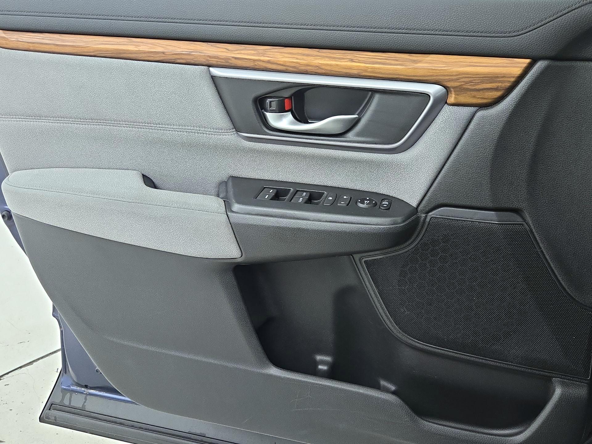 Thumbnail: 2017 Honda CR-V - 12