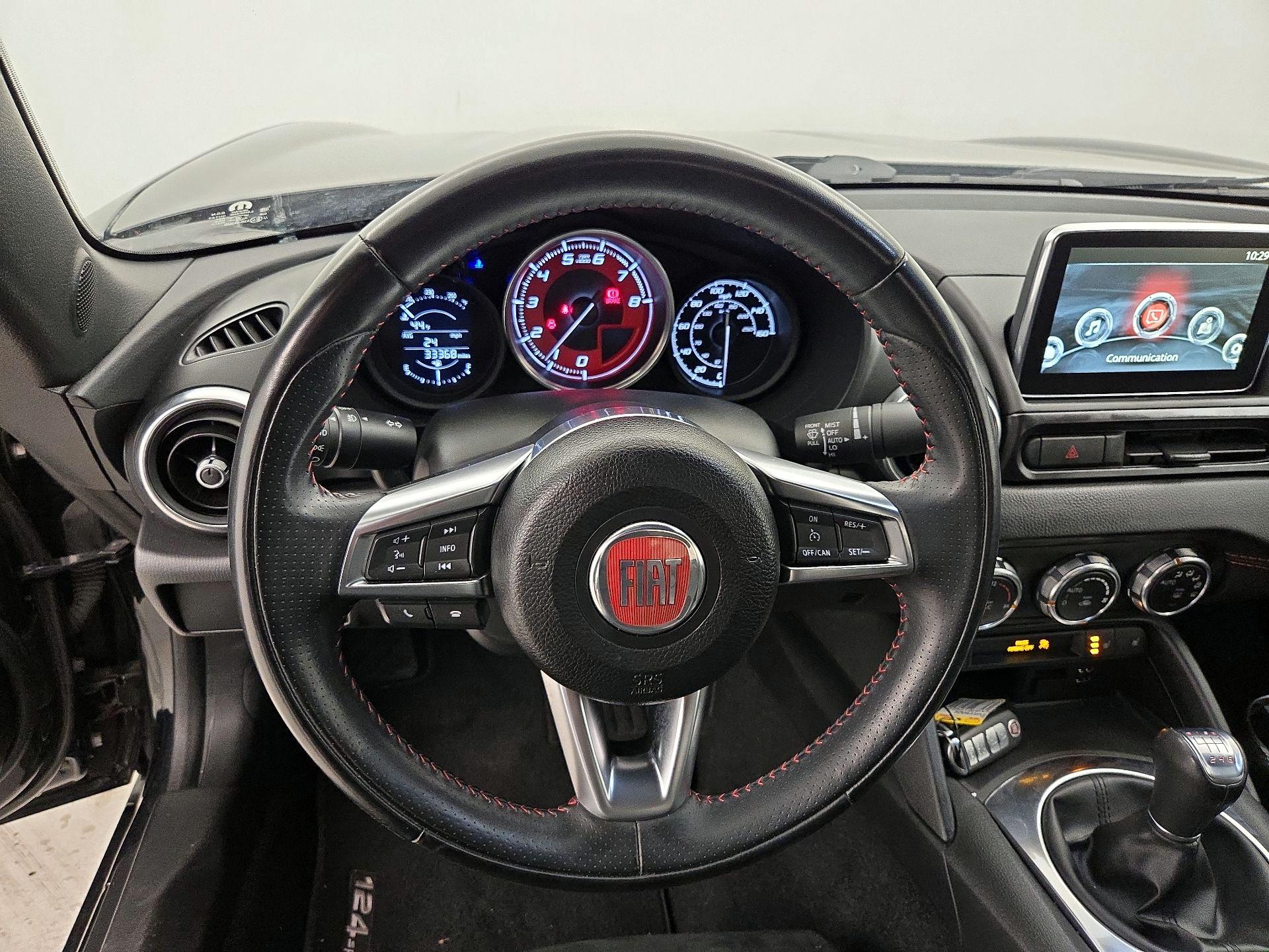 Thumbnail: 2017 Fiat 124 Spider - 10