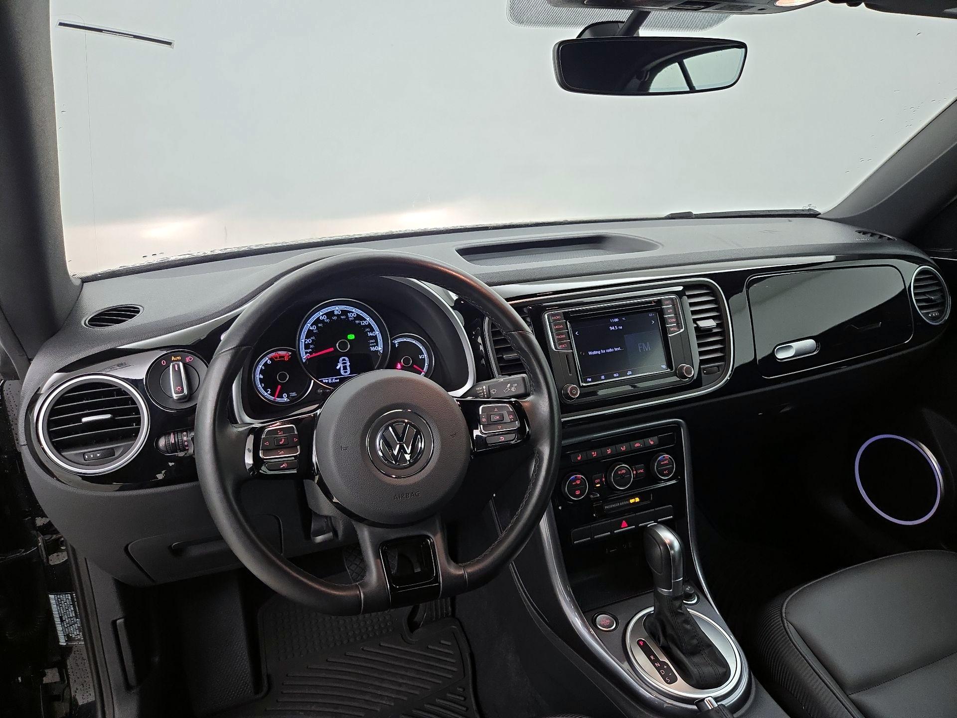 Thumbnail: 2019 Volkswagen Beetle - 9