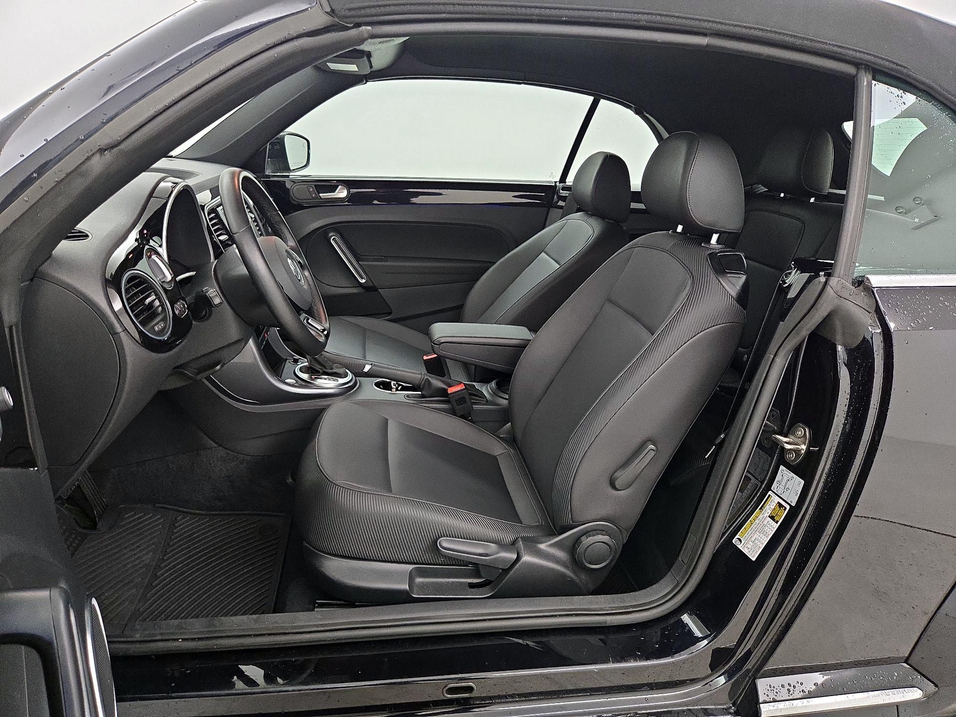 Thumbnail: 2019 Volkswagen Beetle - 11