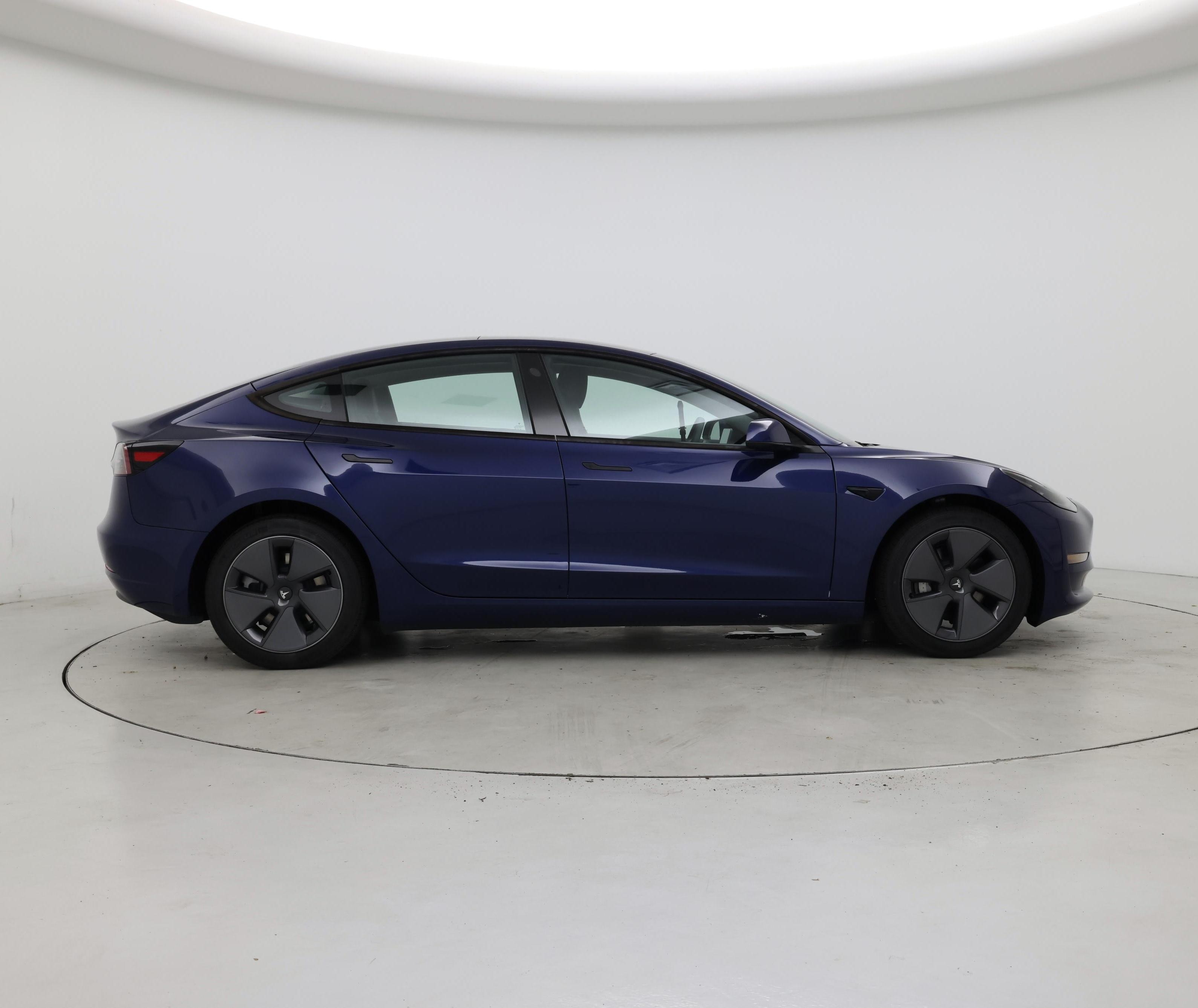 Thumbnail: 2023 Tesla Model 3 - 7
