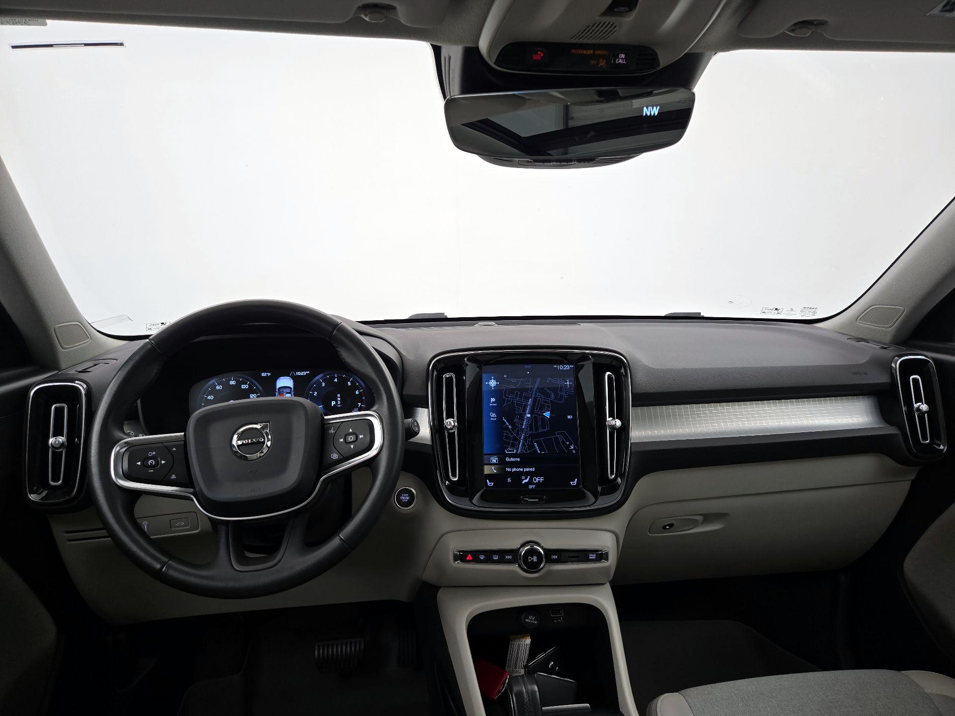 Thumbnail: 2020 Volvo XC40 - 9