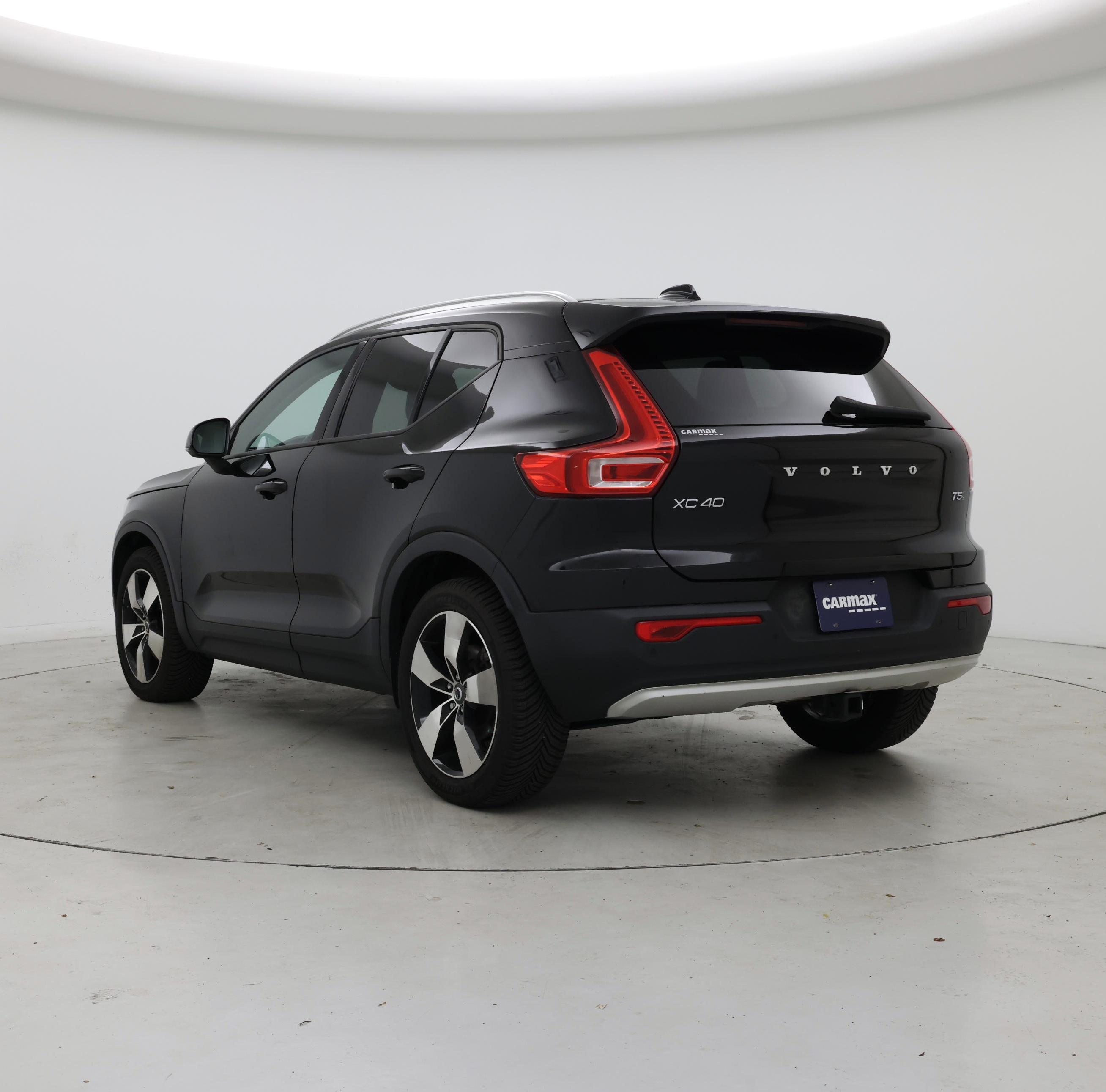 Thumbnail: 2020 Volvo XC40 - 2