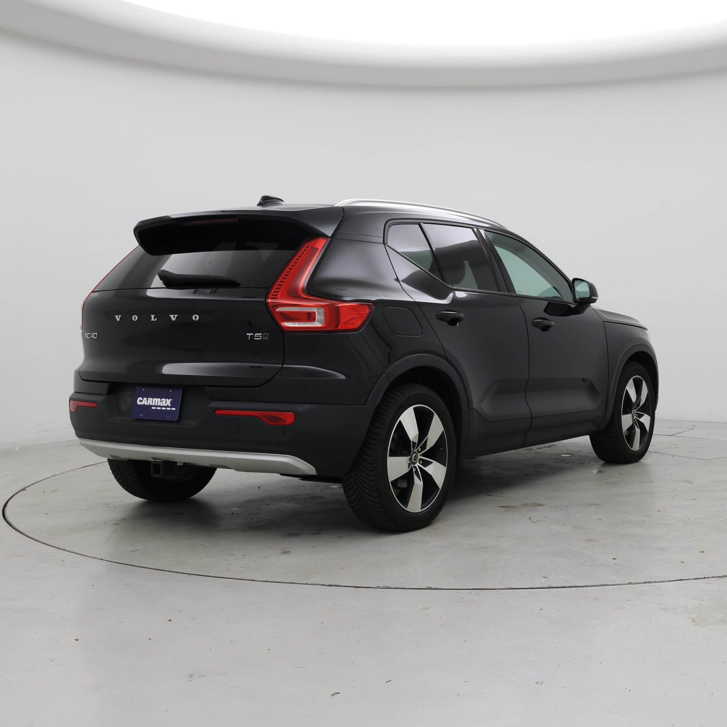 Thumbnail: 2020 Volvo XC40 - 8