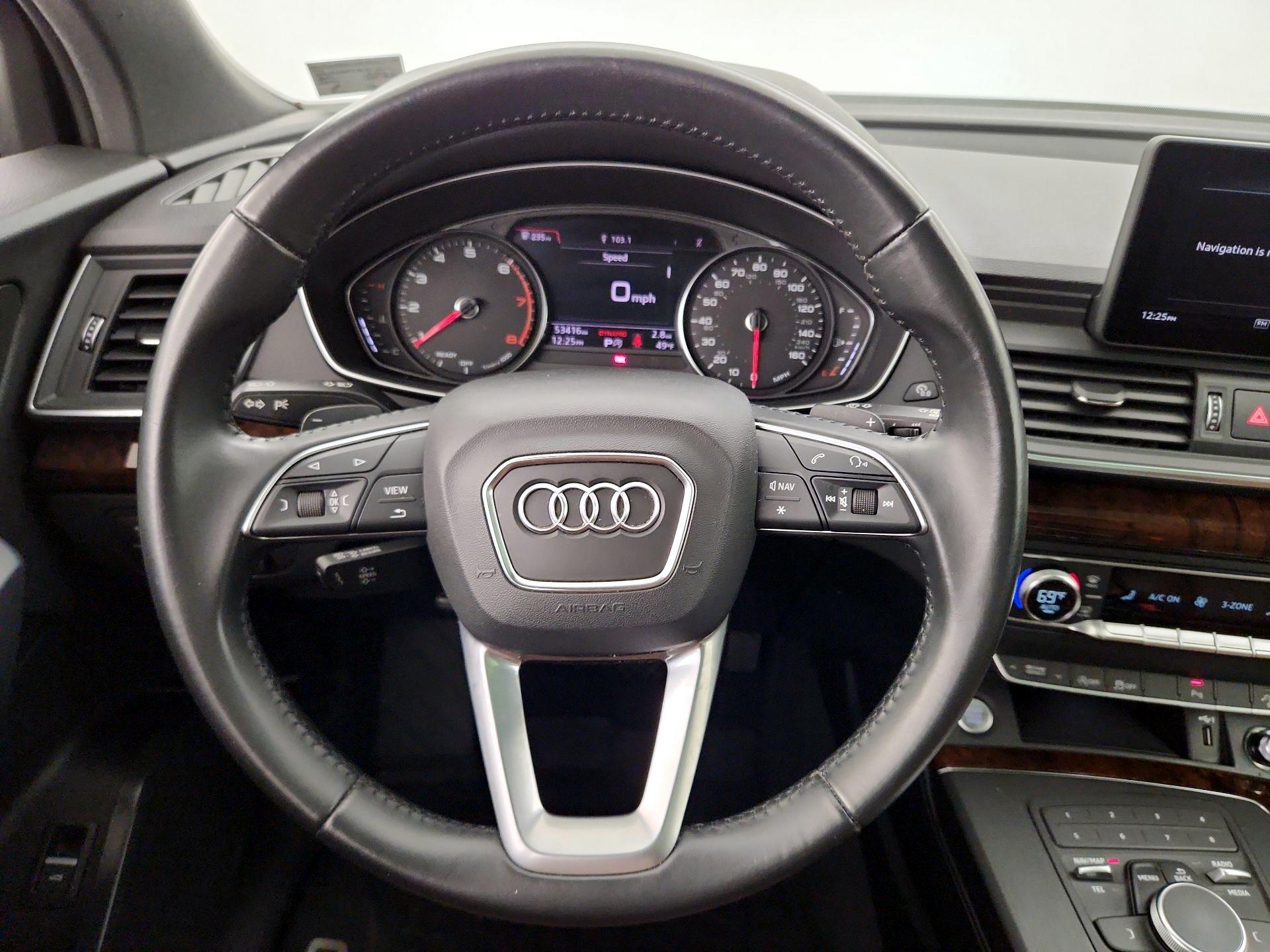Thumbnail: 2020 Audi Q5 - 10