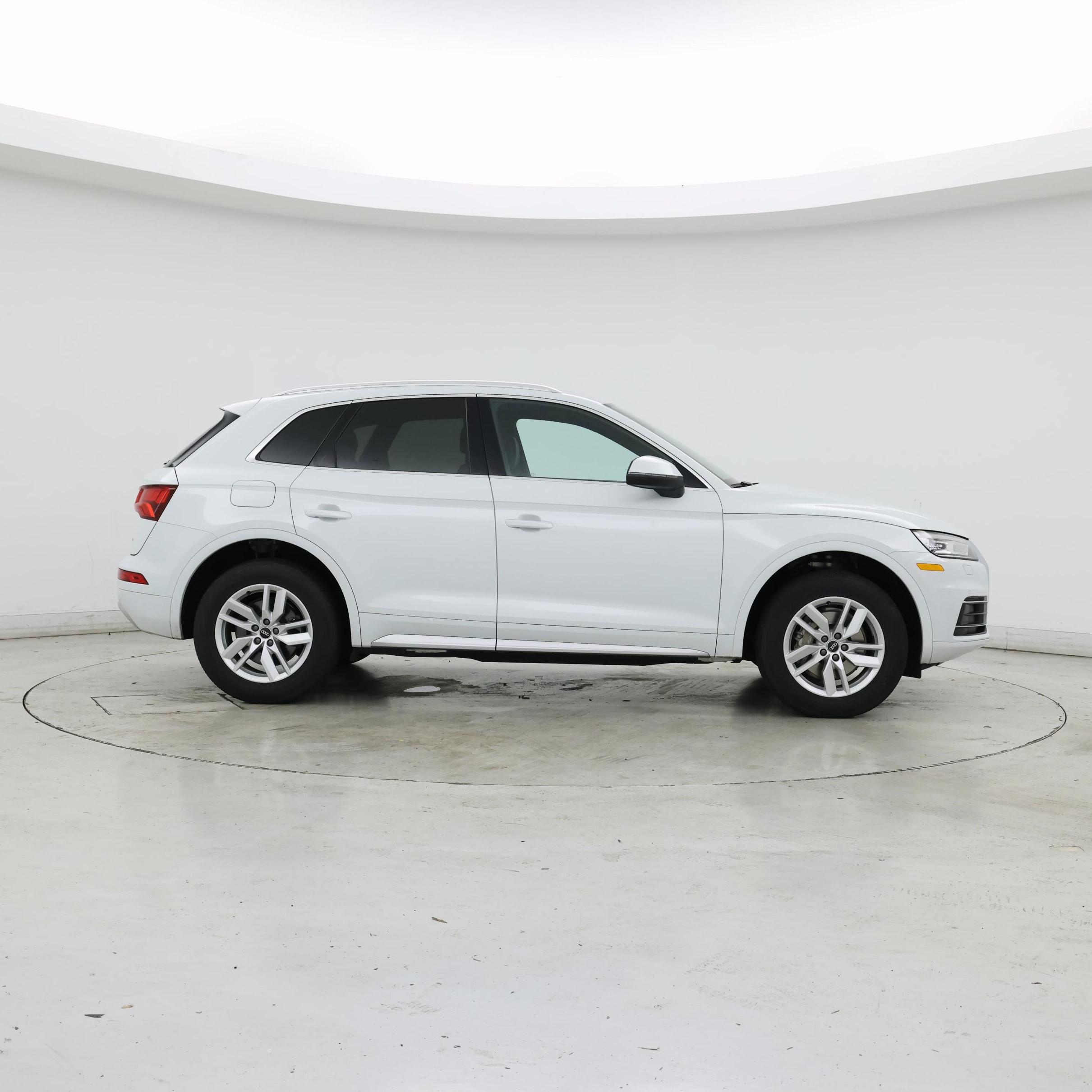 Thumbnail: 2020 Audi Q5 - 7