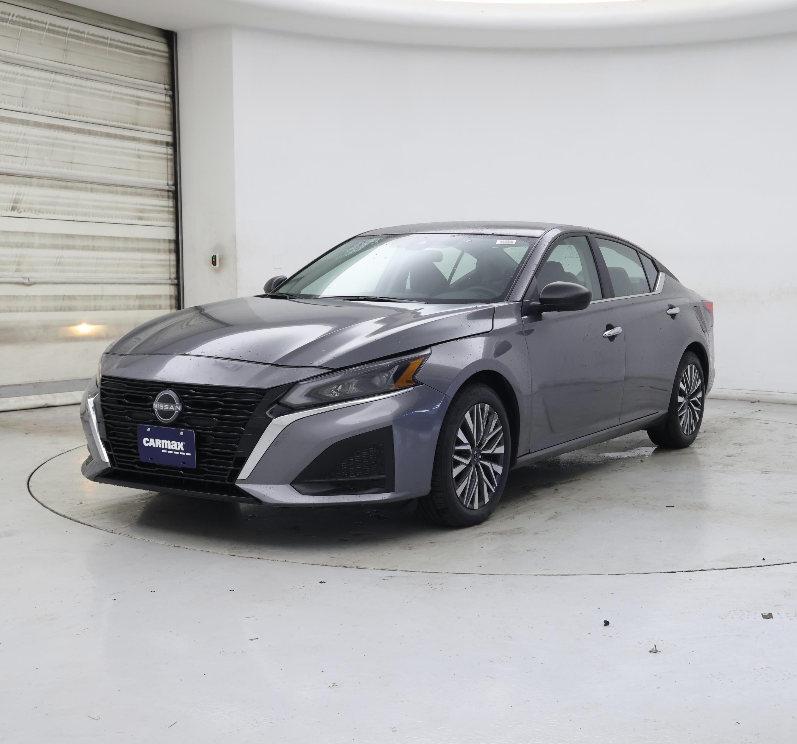 Thumbnail: 2025 Nissan Altima - 4