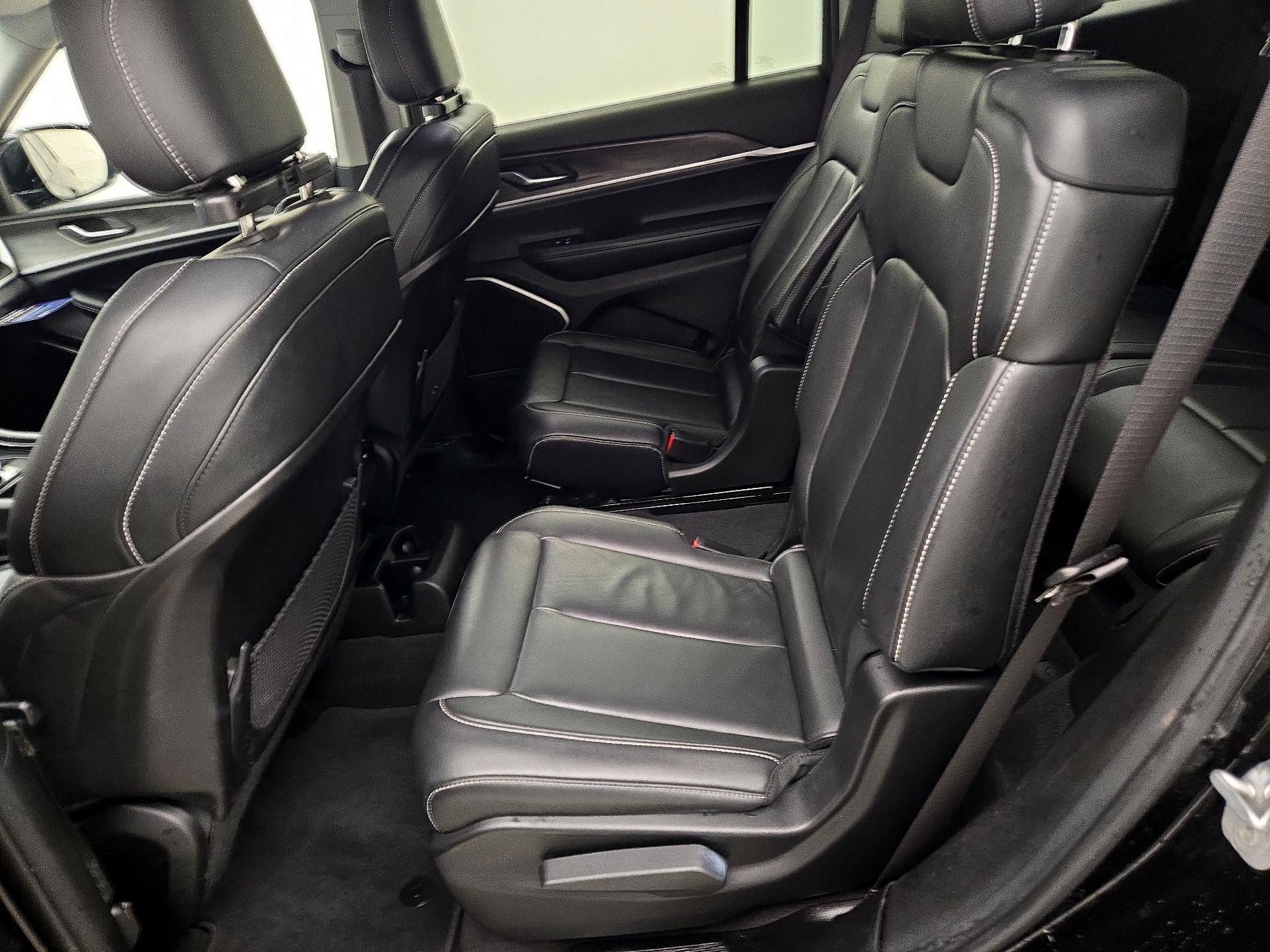 Thumbnail: 2021 Jeep Grand Cherokee L - 19