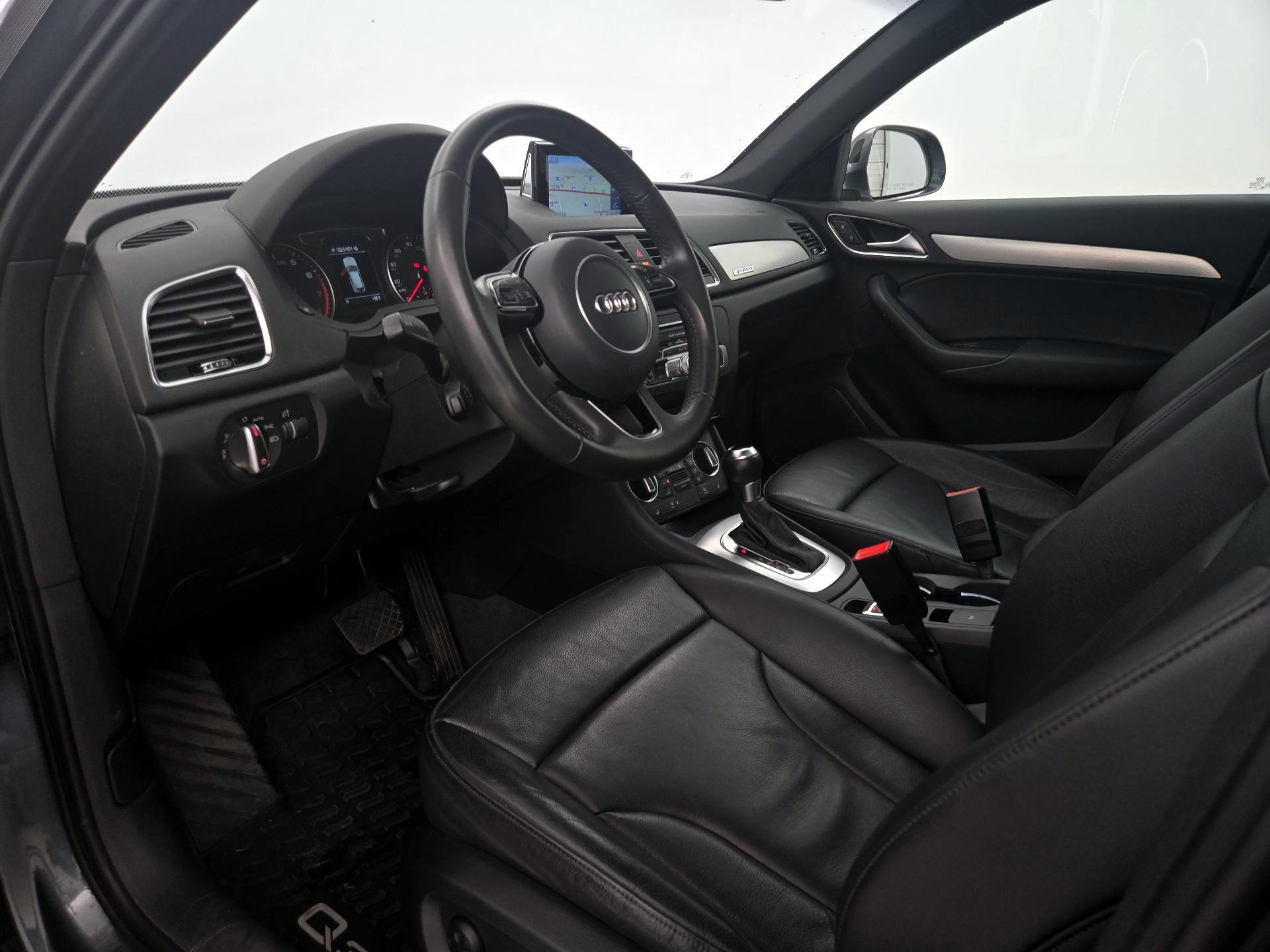 Thumbnail: 2016 Audi Q3 - 11