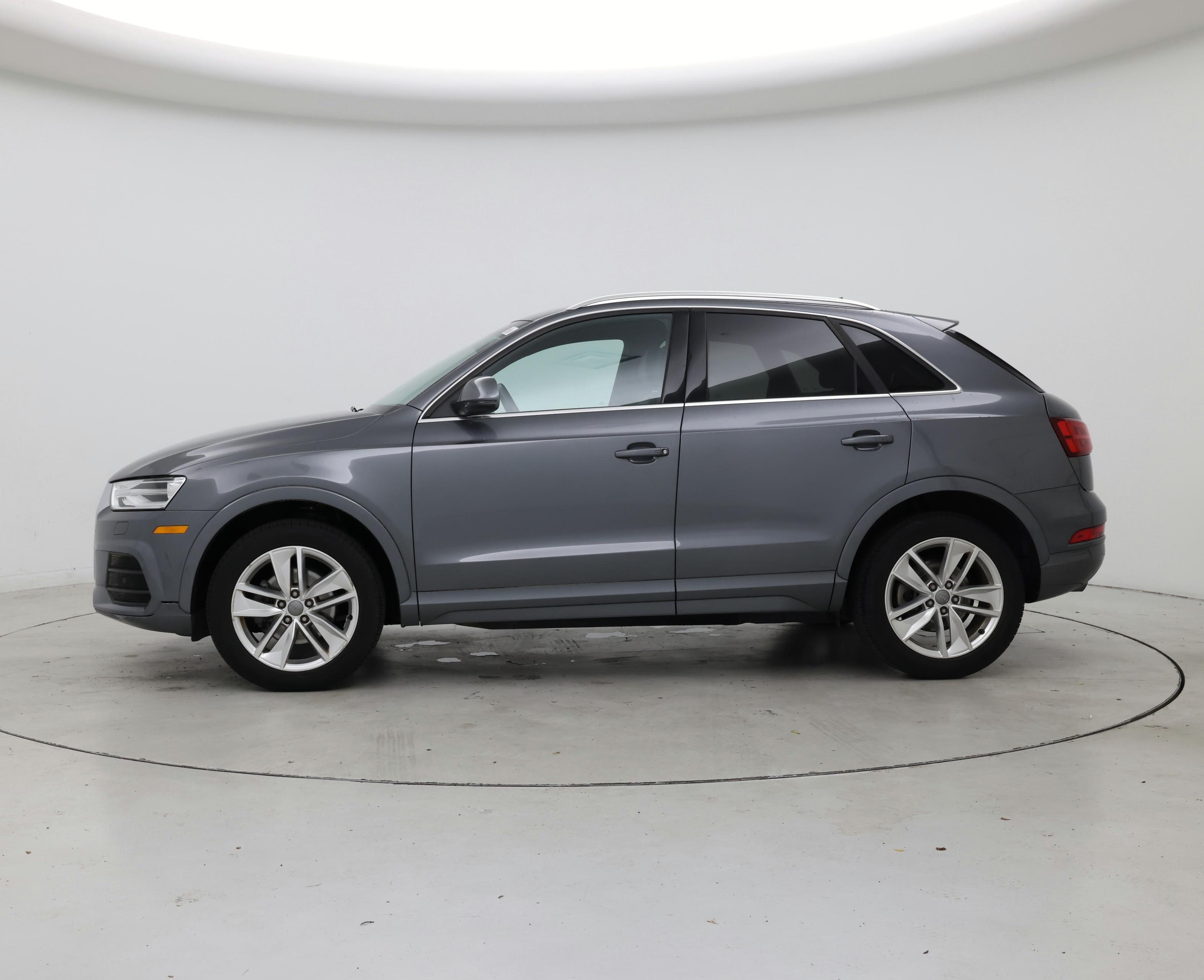 Thumbnail: 2016 Audi Q3 - 3