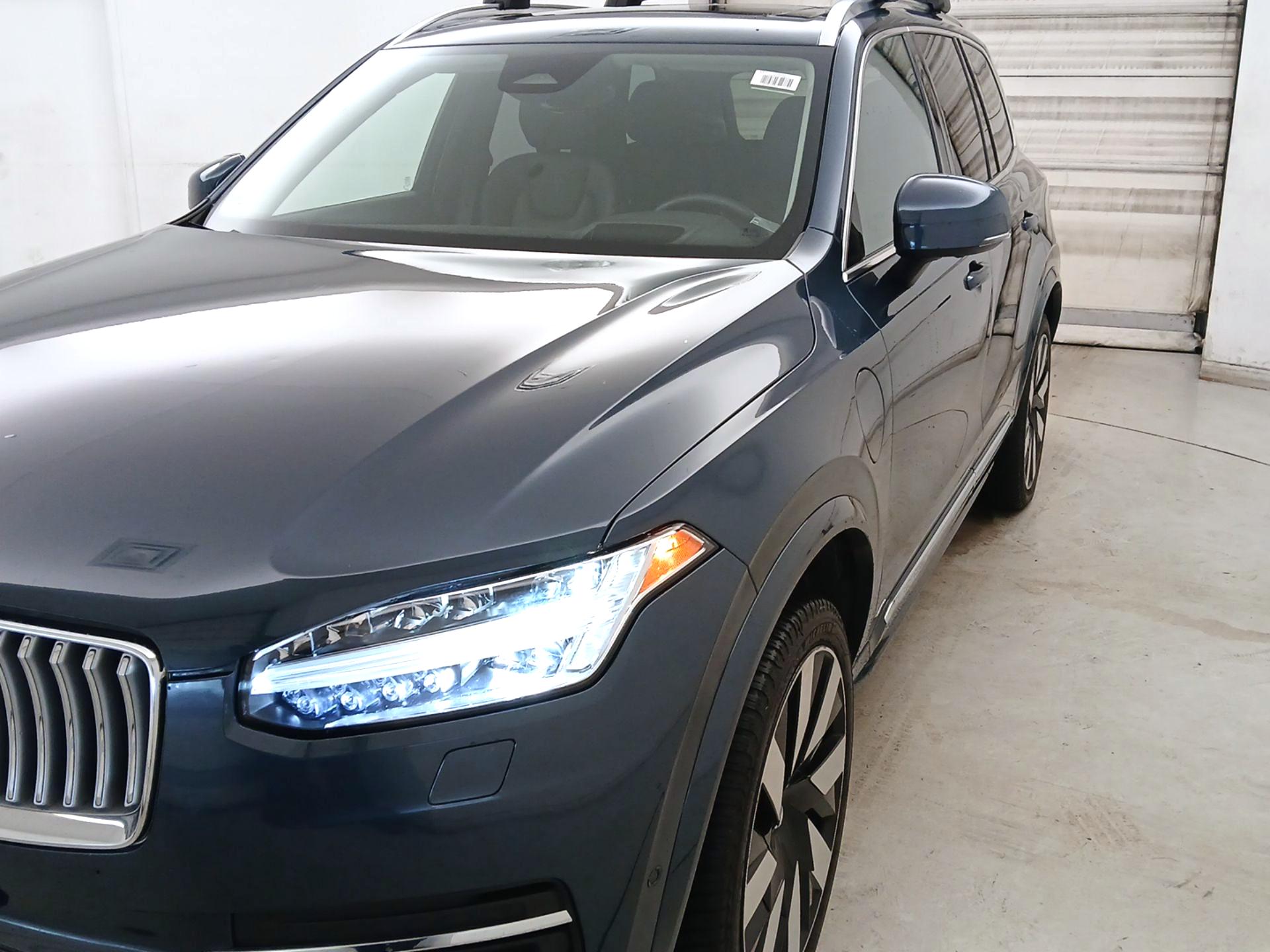 Thumbnail: 2023 Volvo XC90 - 3