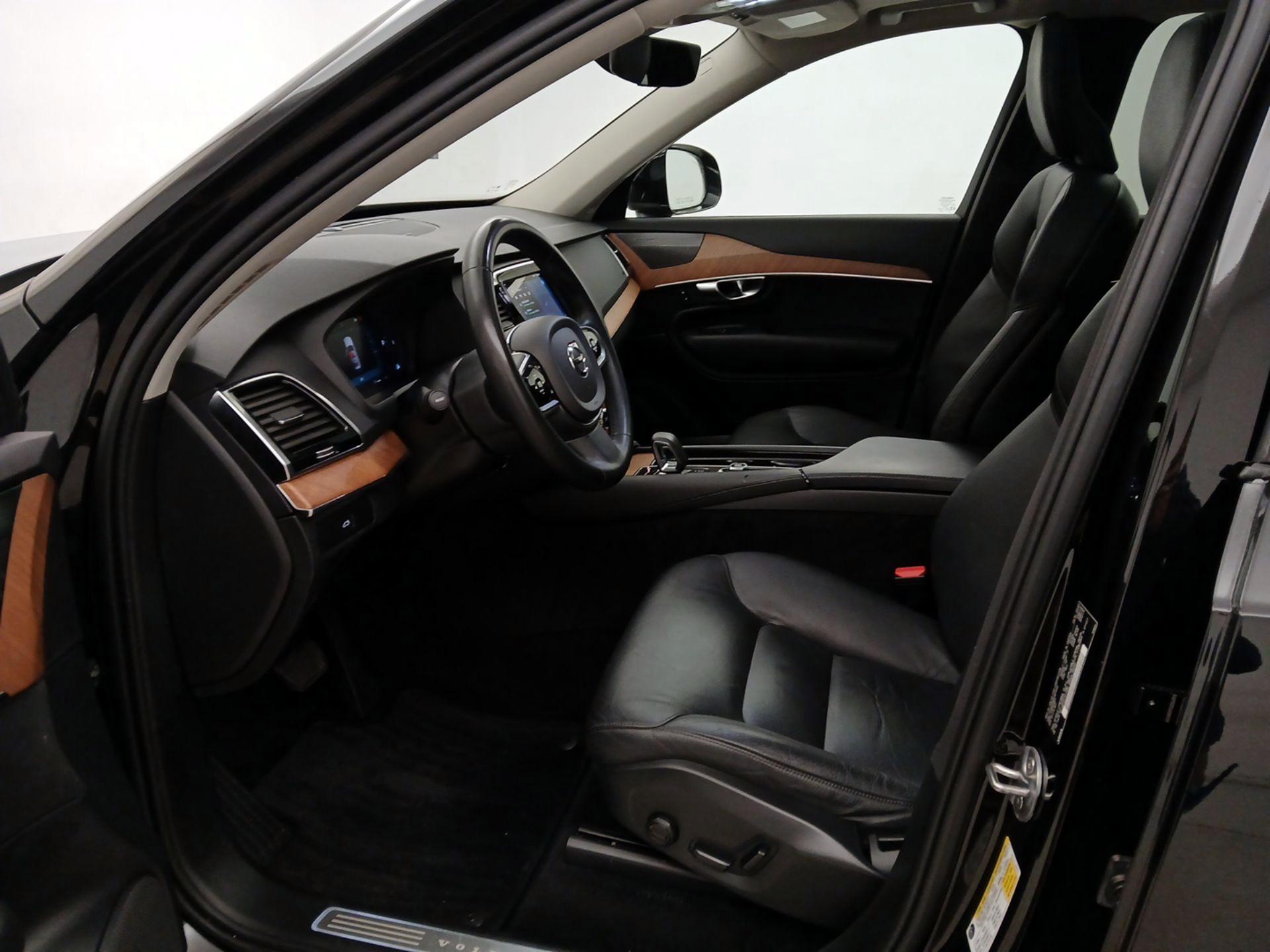 Thumbnail: 2023 Volvo XC90 - 11