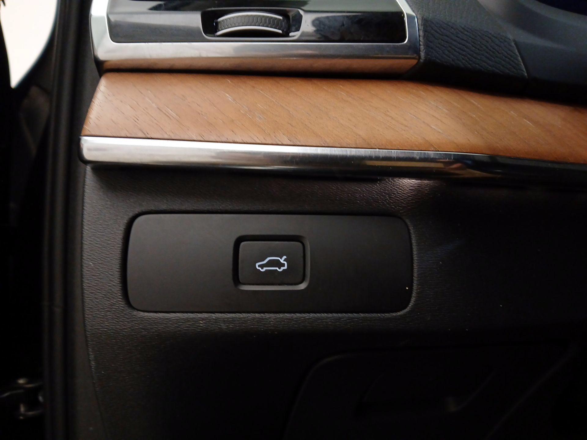 Thumbnail: 2023 Volvo XC90 - 13