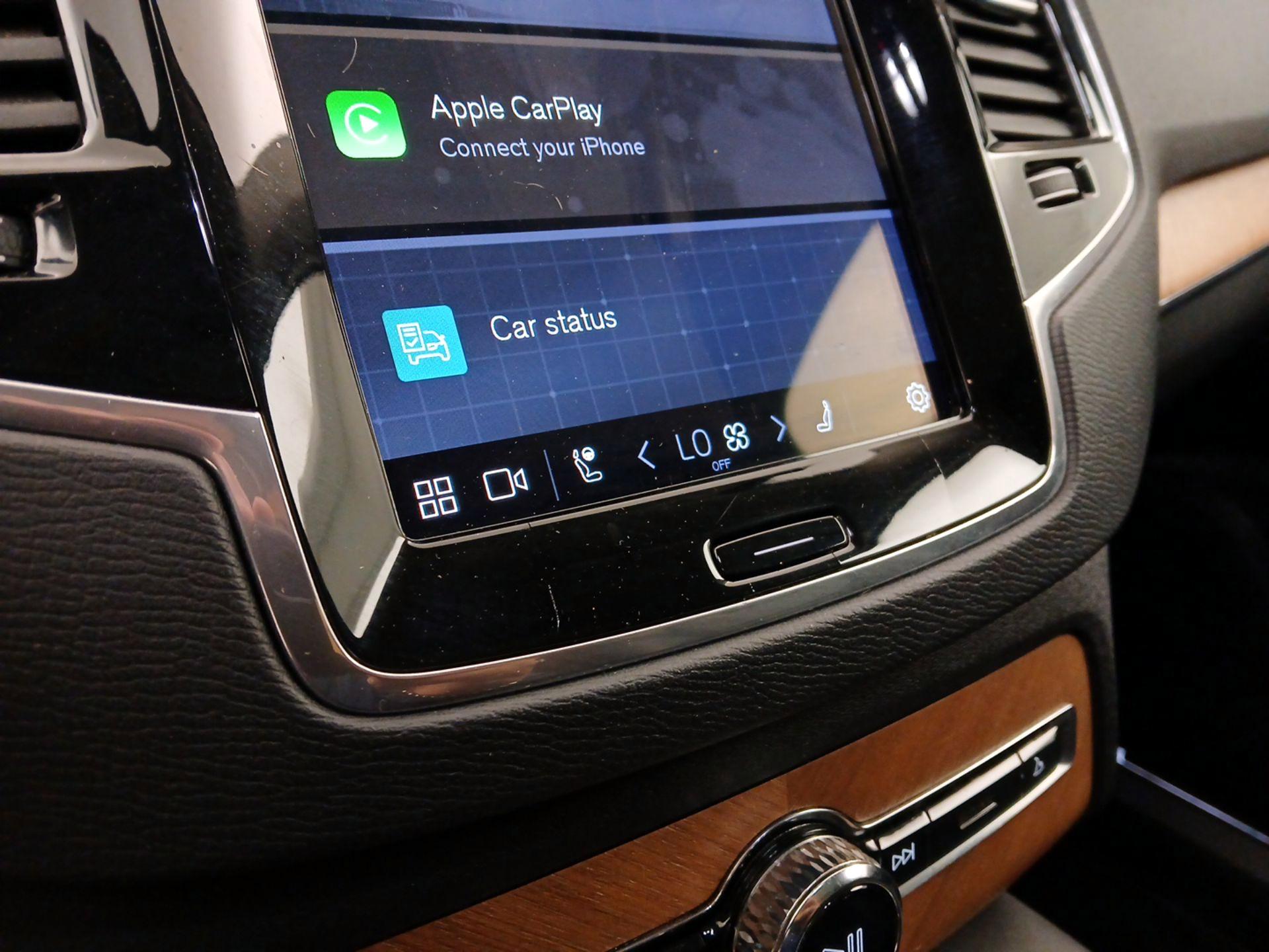 Thumbnail: 2023 Volvo XC90 - 17