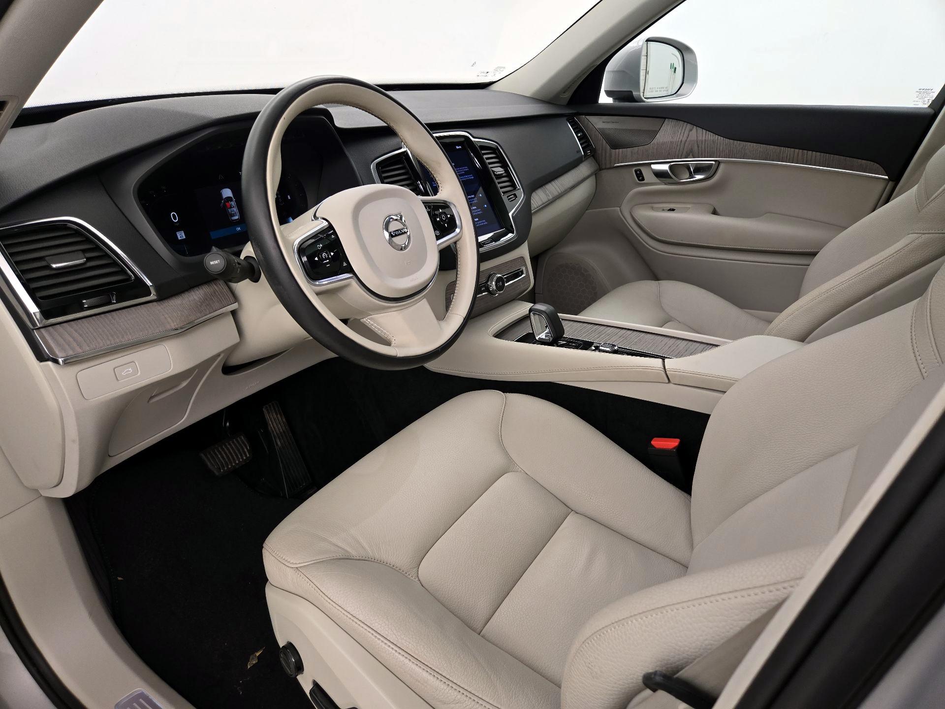 Thumbnail: 2023 Volvo XC90 - 11